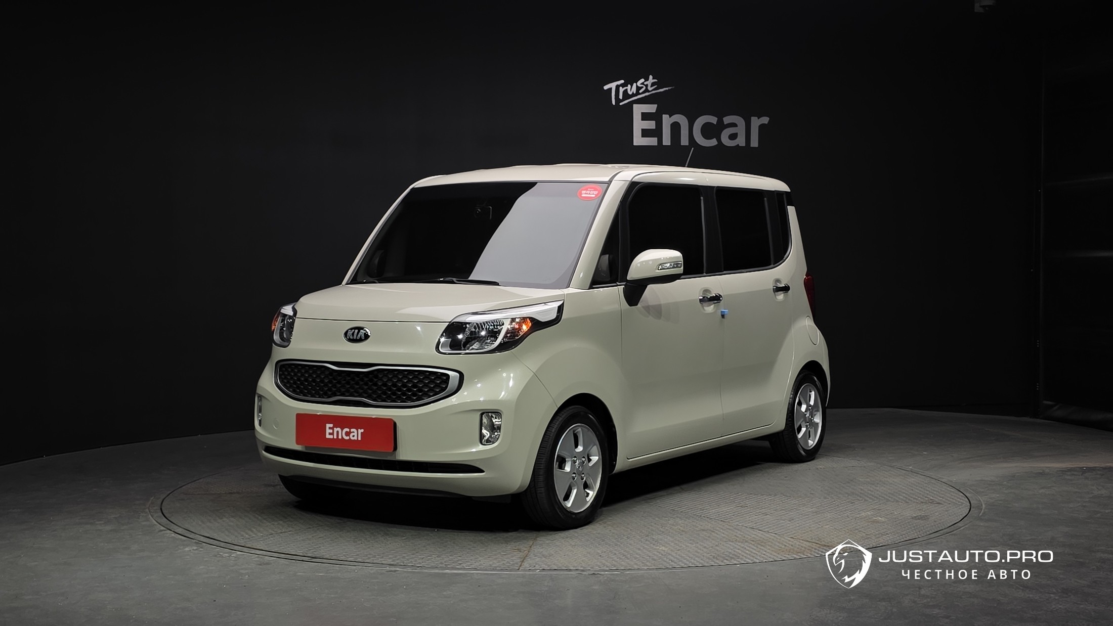 Автомобиль Kia RAY