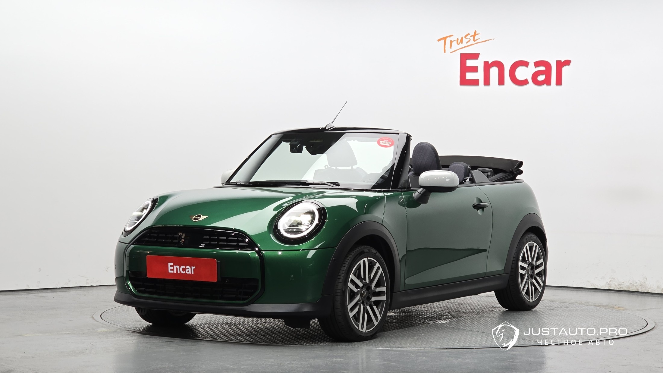 Автомобиль Mini Cooper Convertible