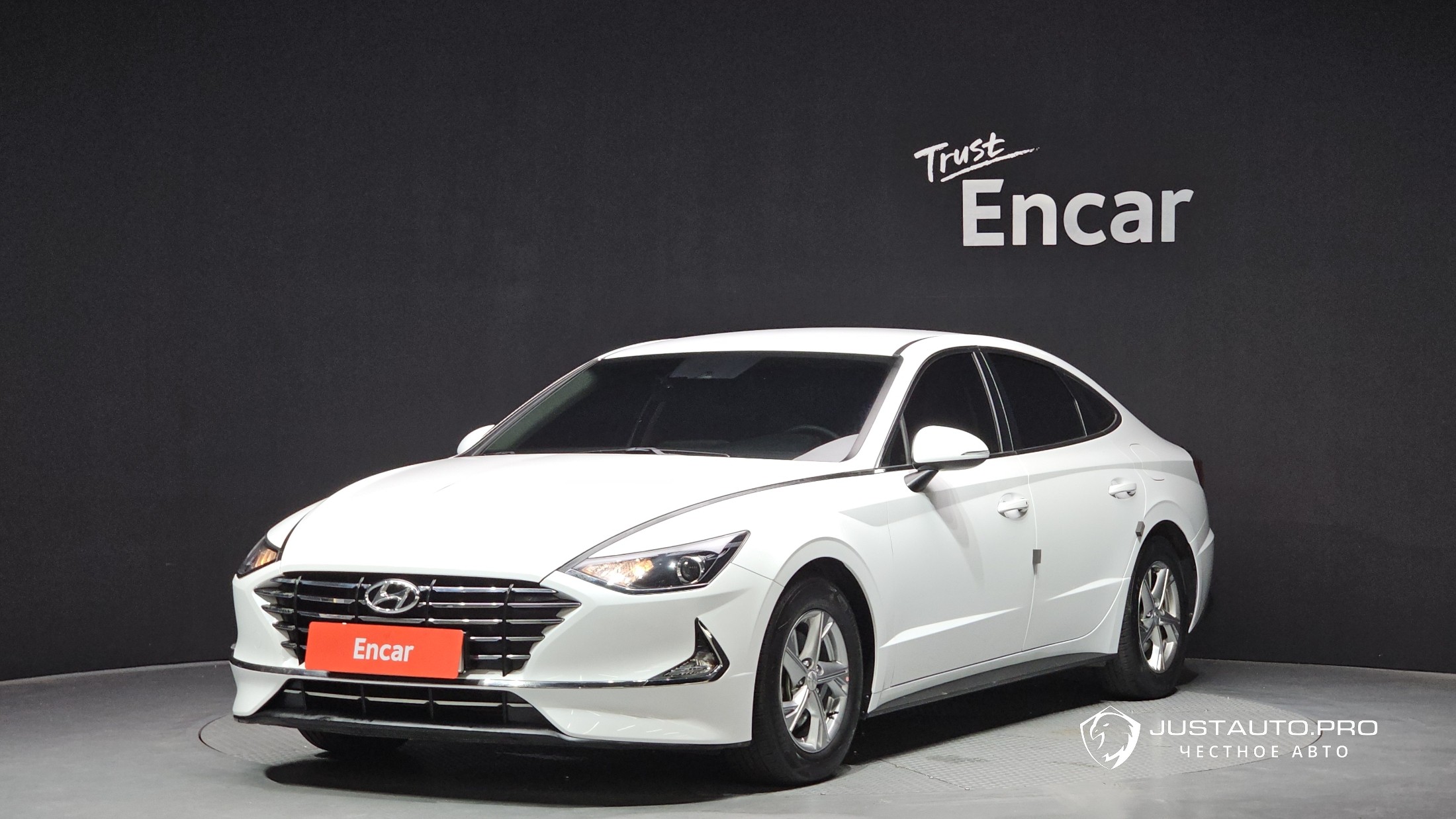 Автомобиль Hyundai Sonata