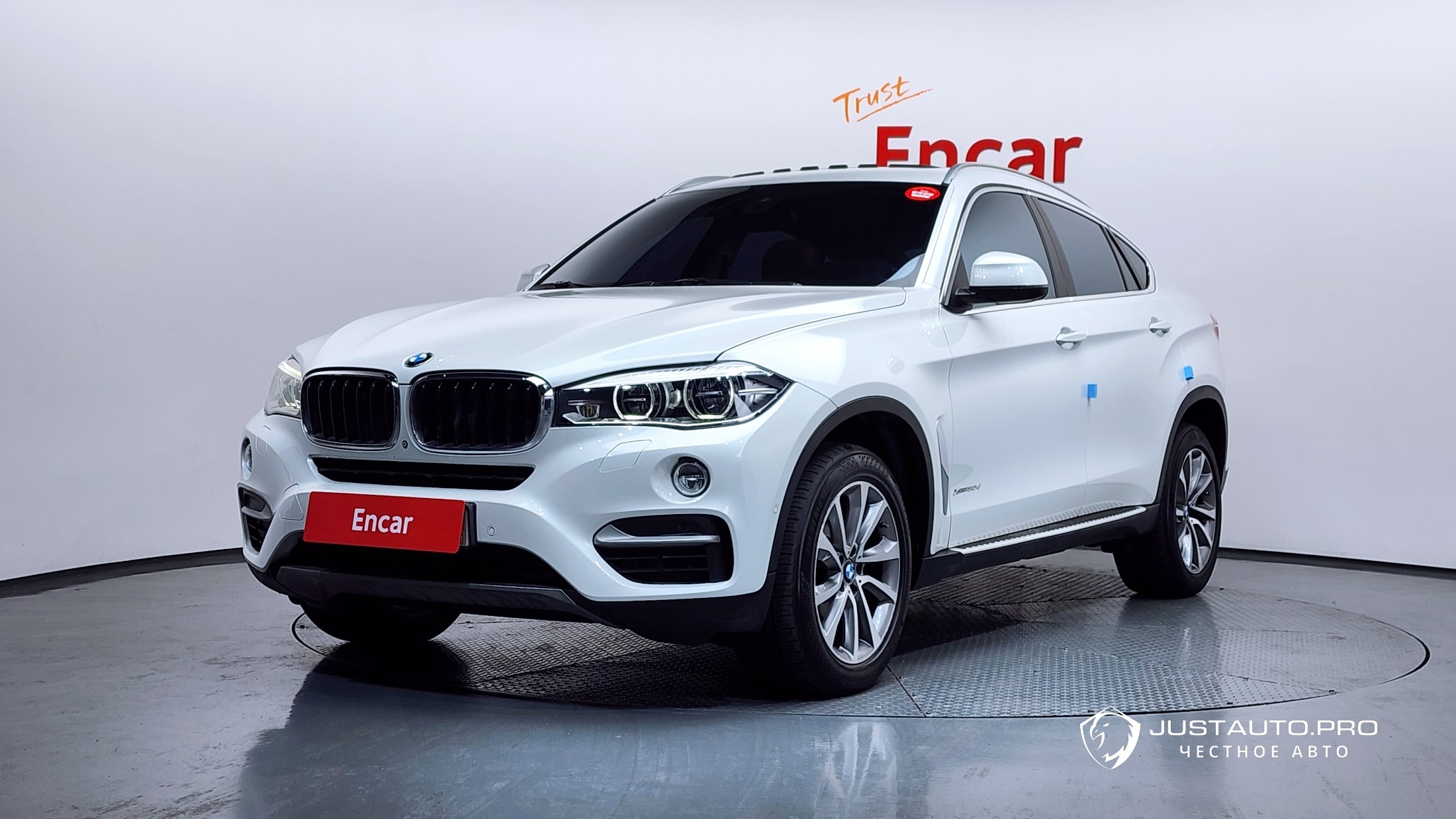 Автомобиль BMW X6