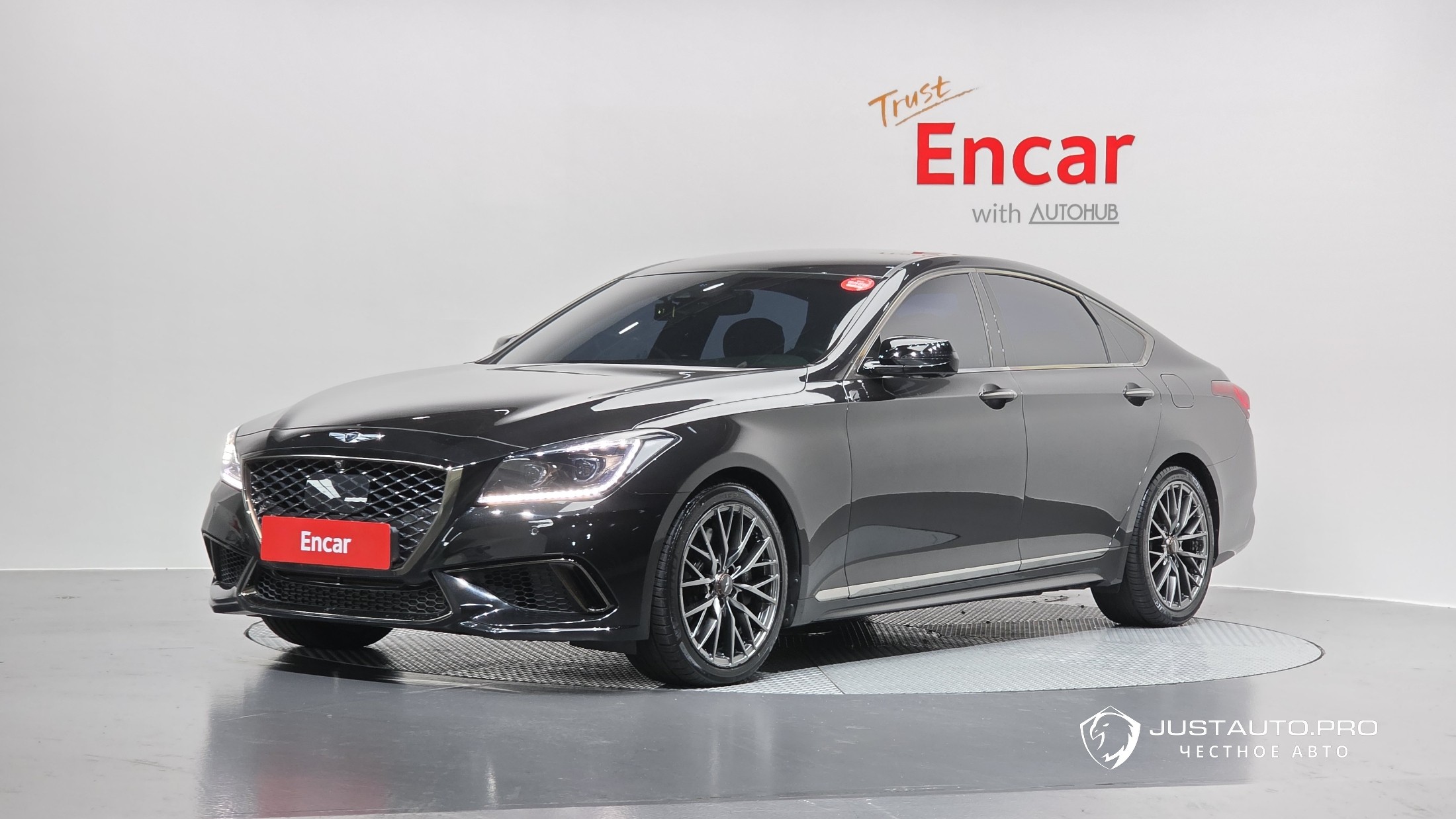 Автомобиль Genesis G80