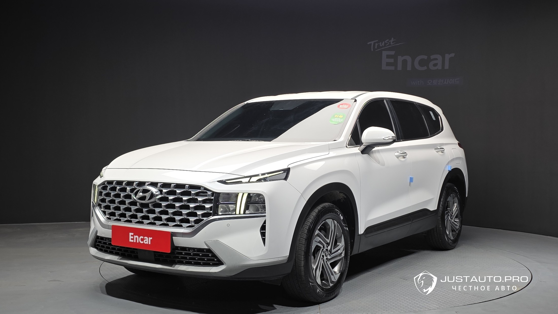 Автомобиль Hyundai Santafe