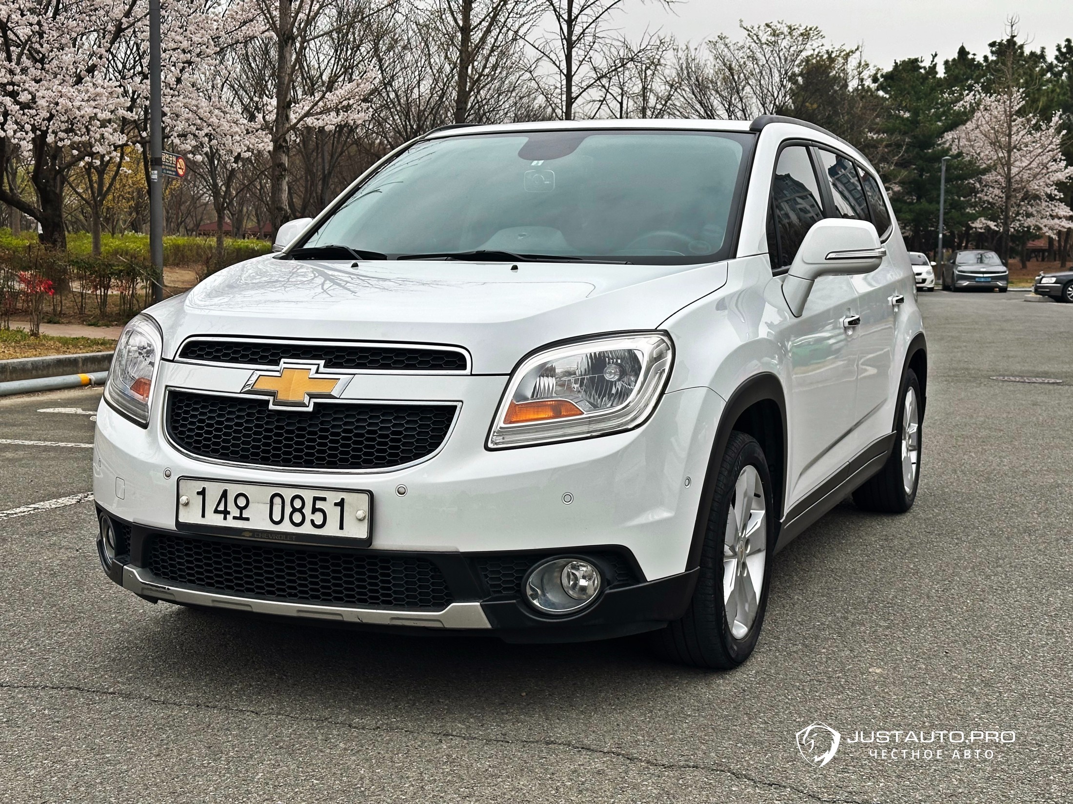 Автомобиль ChevroletGMDaewoo Orlando