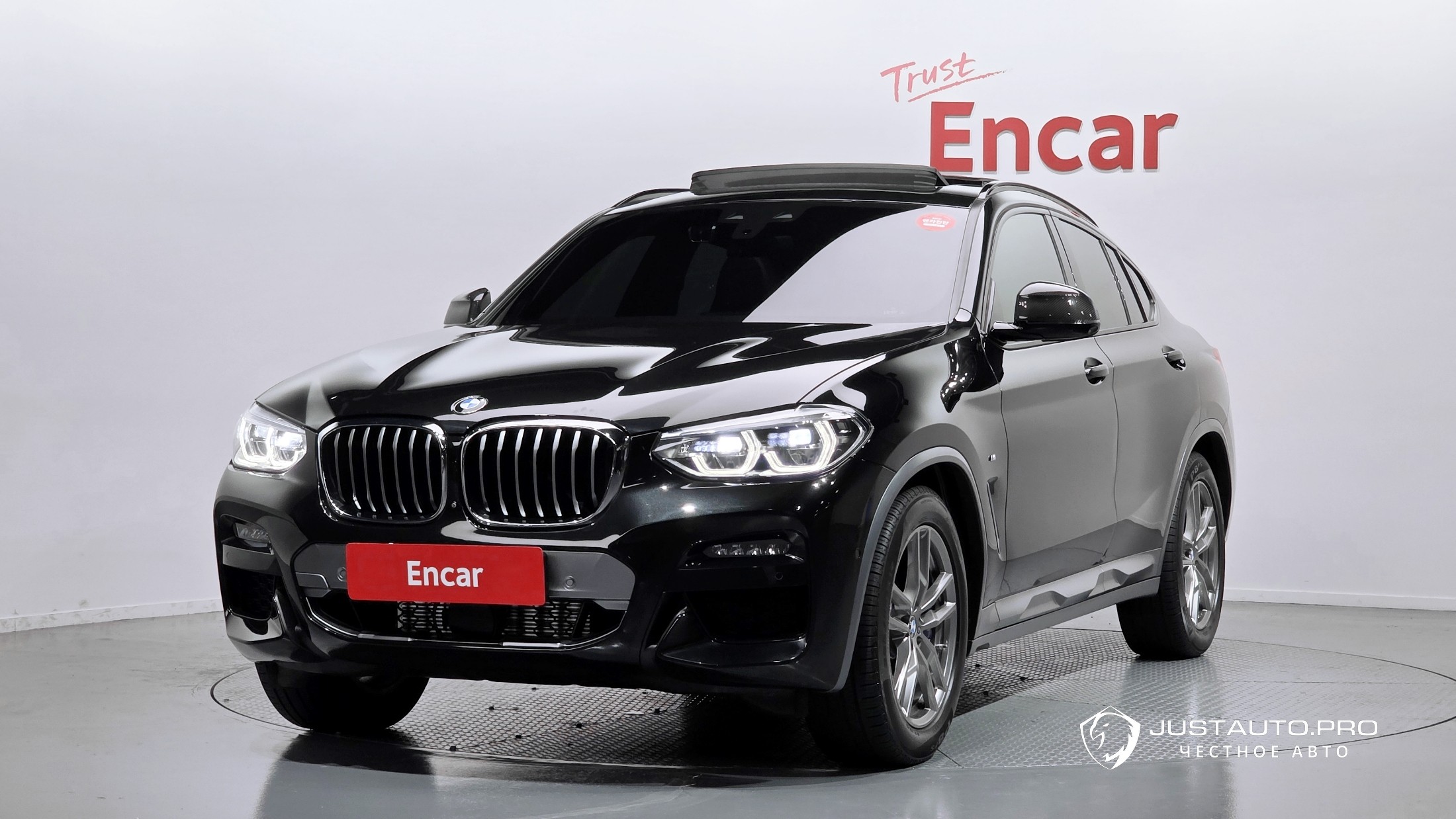 Автомобиль BMW X4