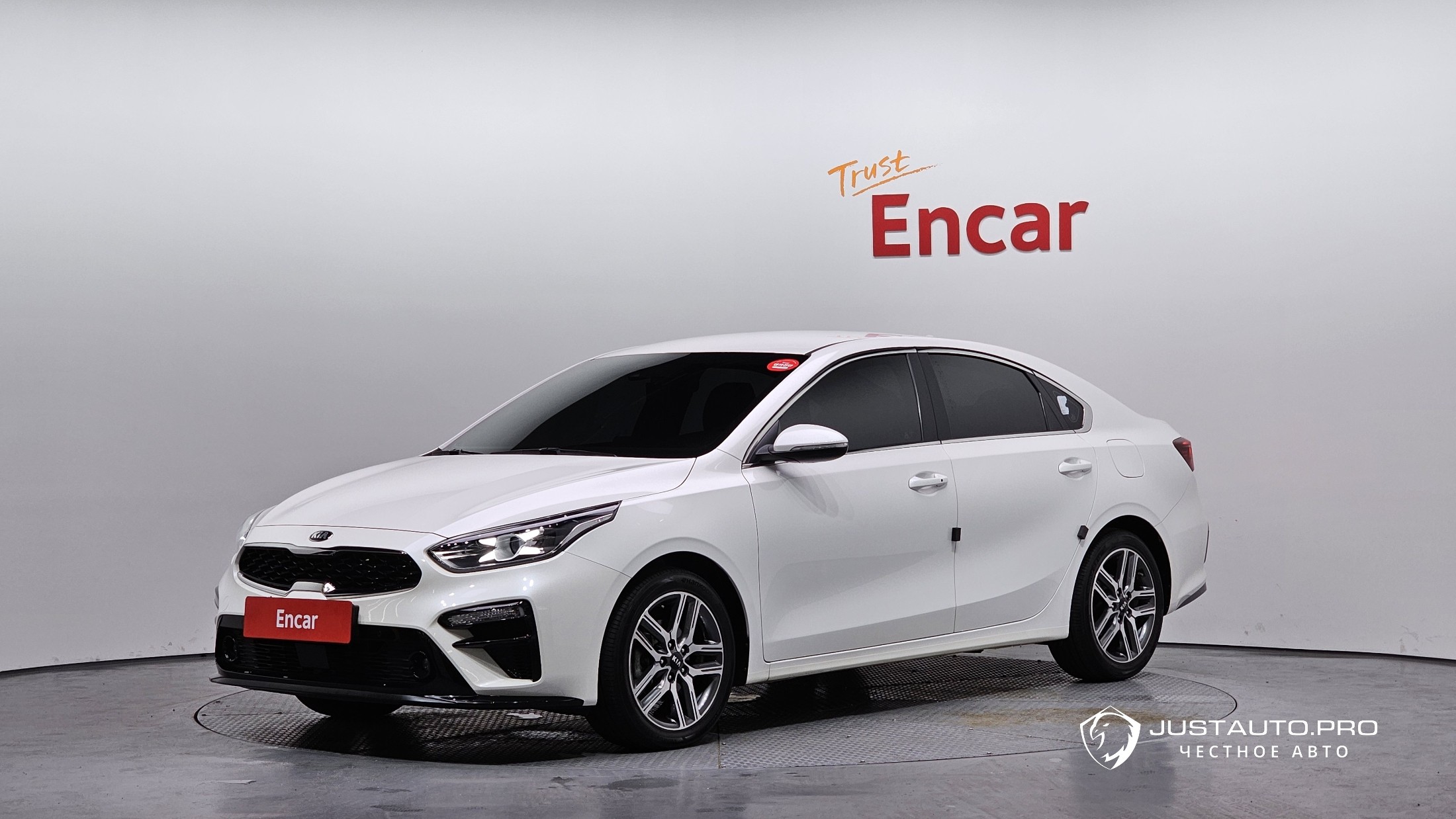 Автомобиль Kia K3