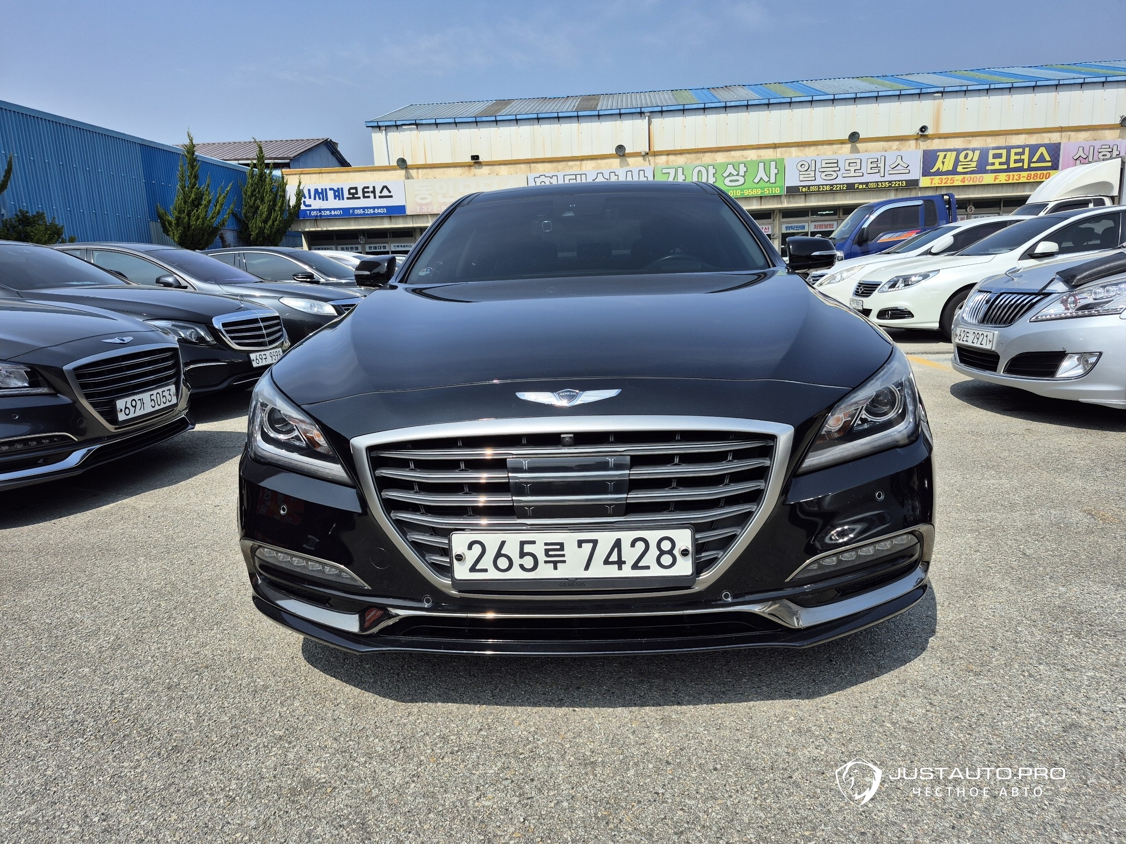 Автомобиль Genesis G80