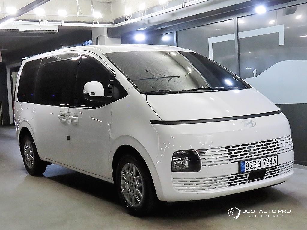 Автомобиль Hyundai Staria