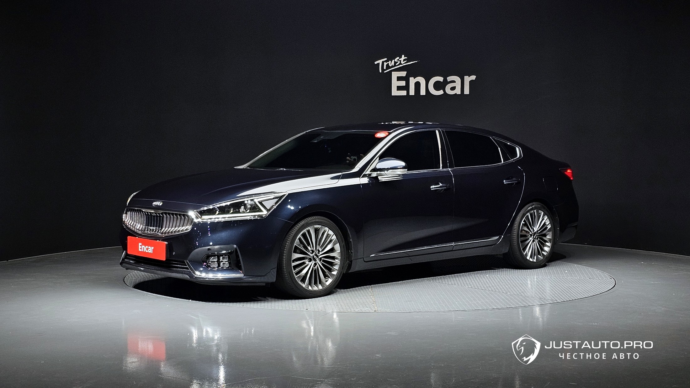 Автомобиль Kia K7