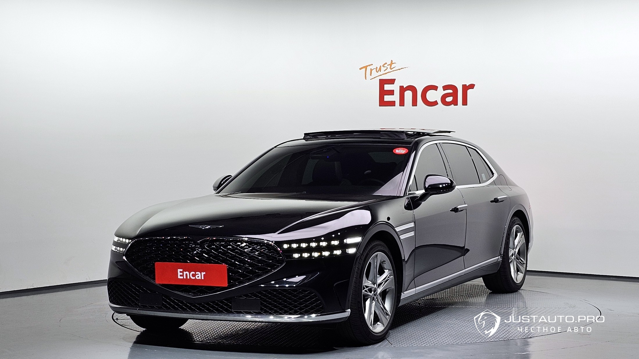 Автомобиль Genesis G90