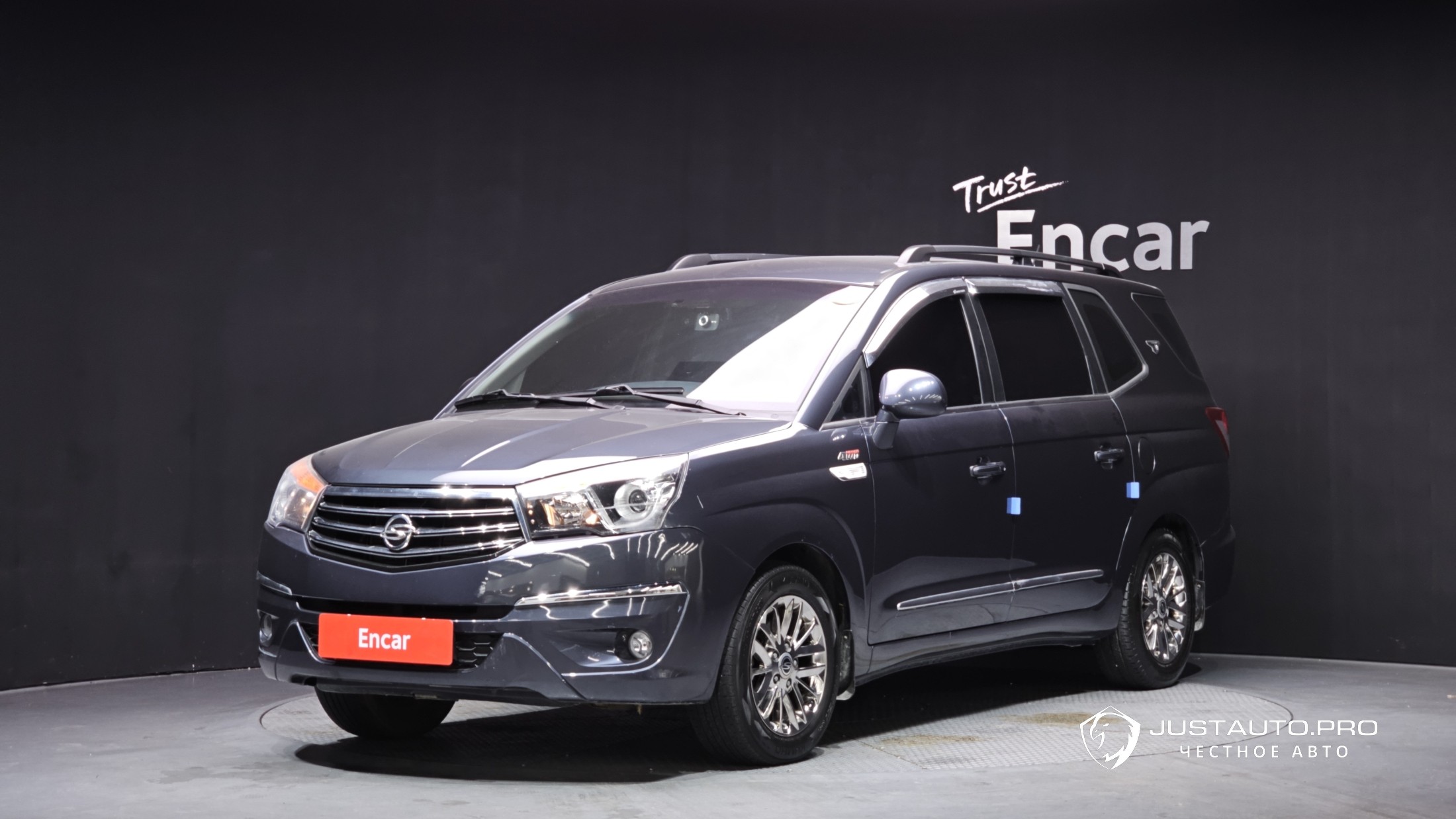 Автомобиль KG_Mobility_Ssangyong KORANDO