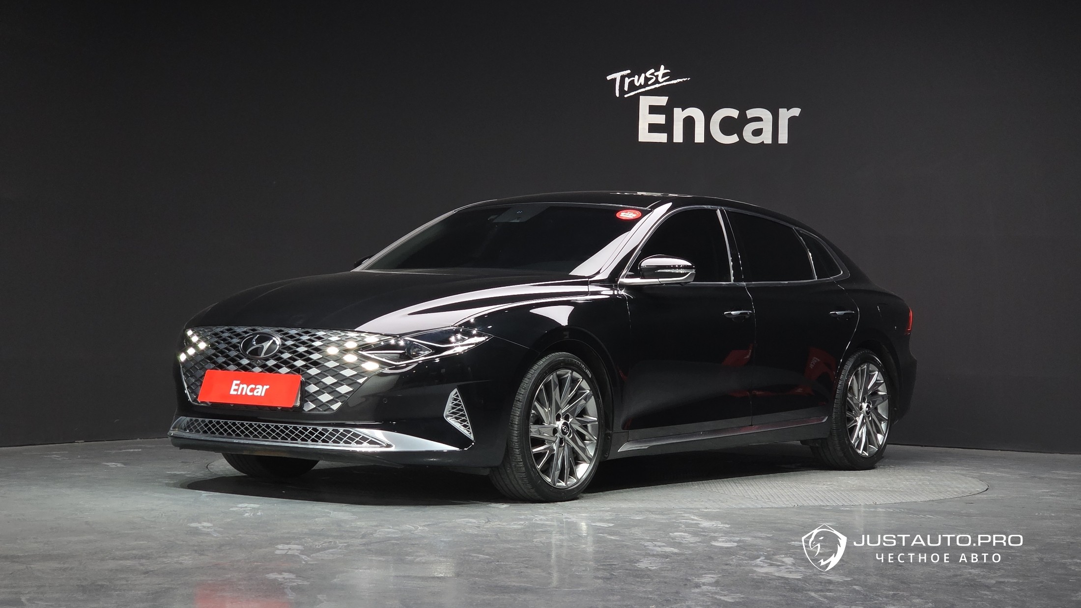 Автомобиль Hyundai Grandeur