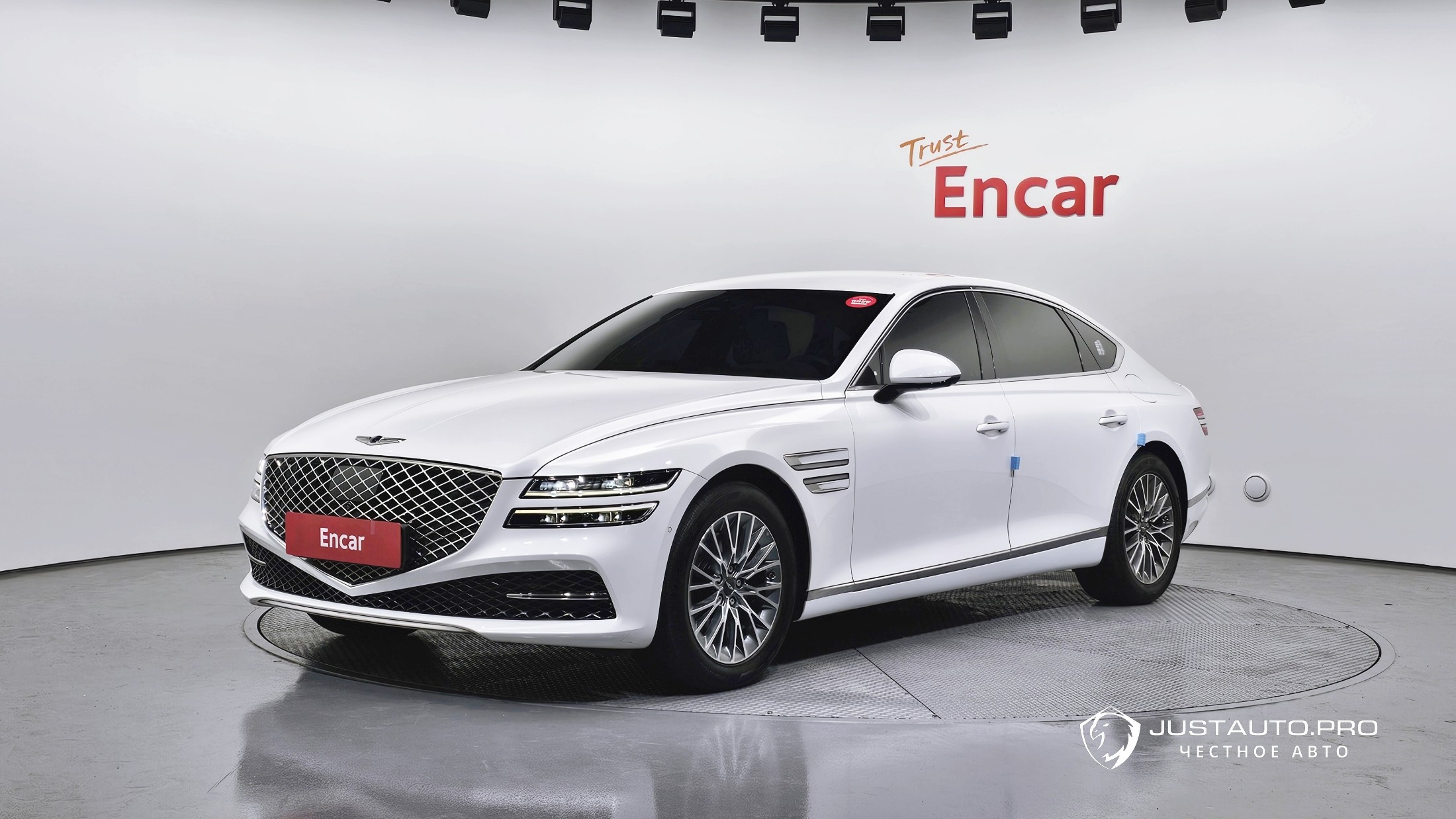 Автомобиль Genesis G80