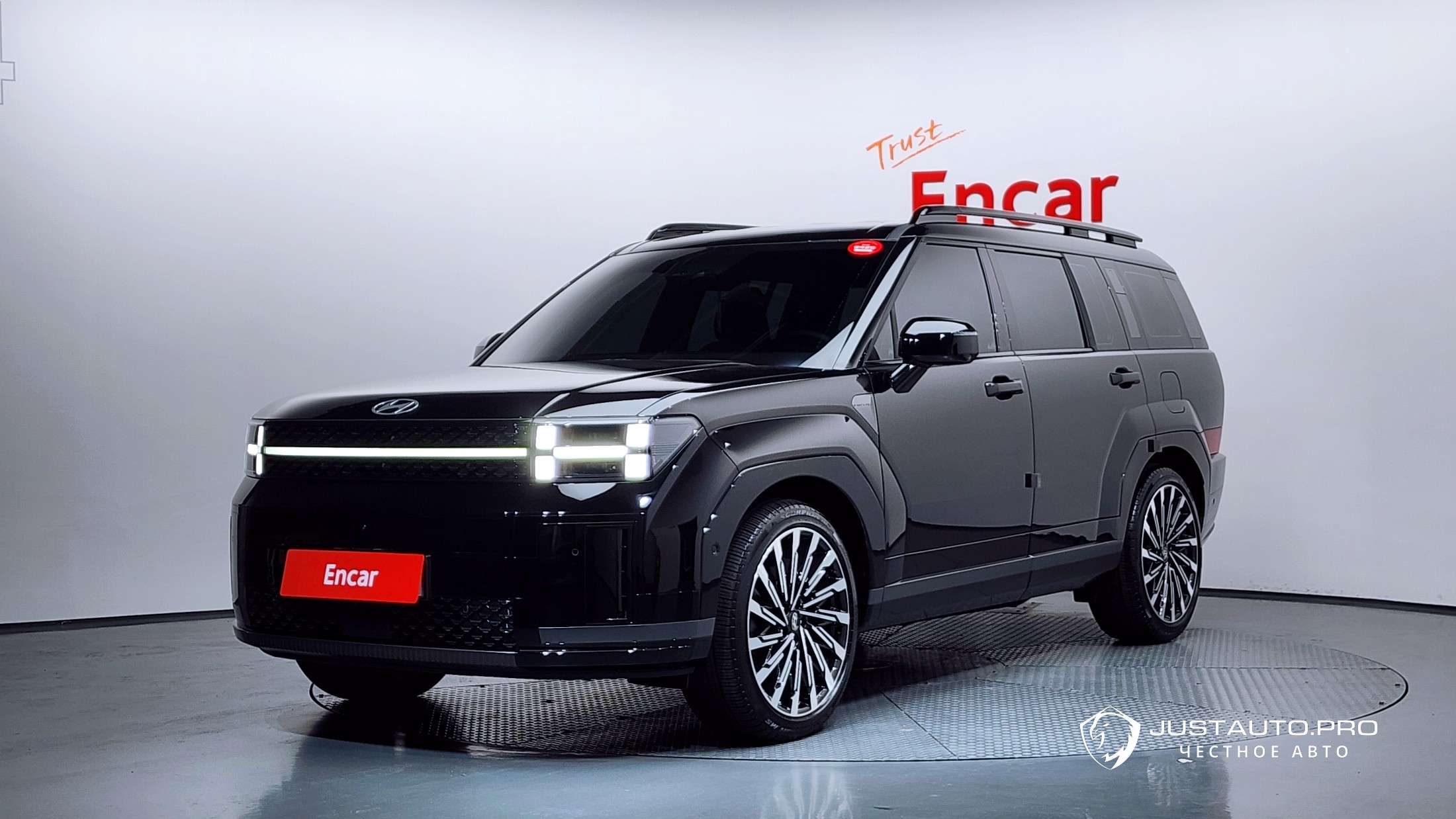 Автомобиль Hyundai Santafe