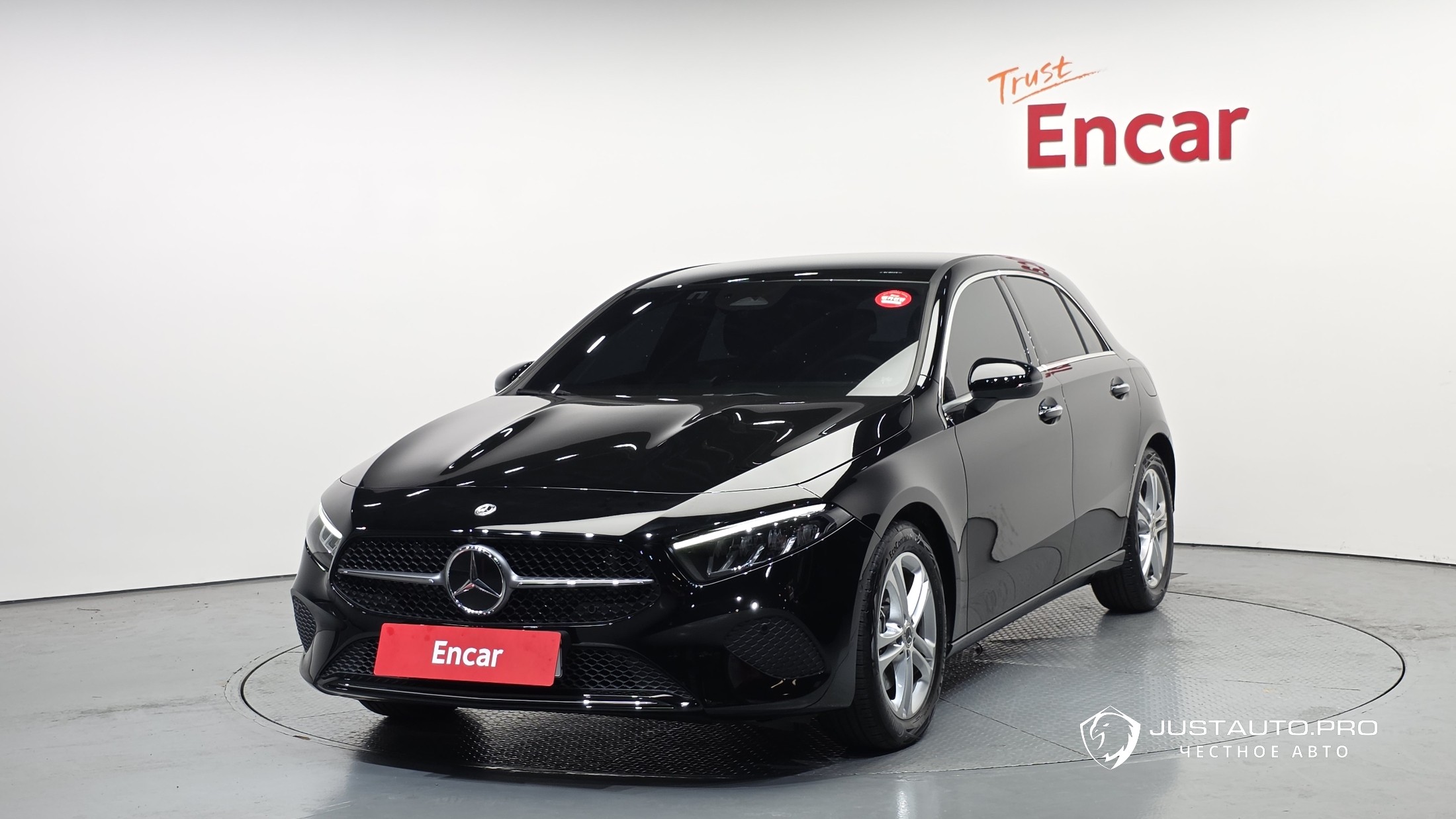 Автомобиль Mercedes-Benz A-Class