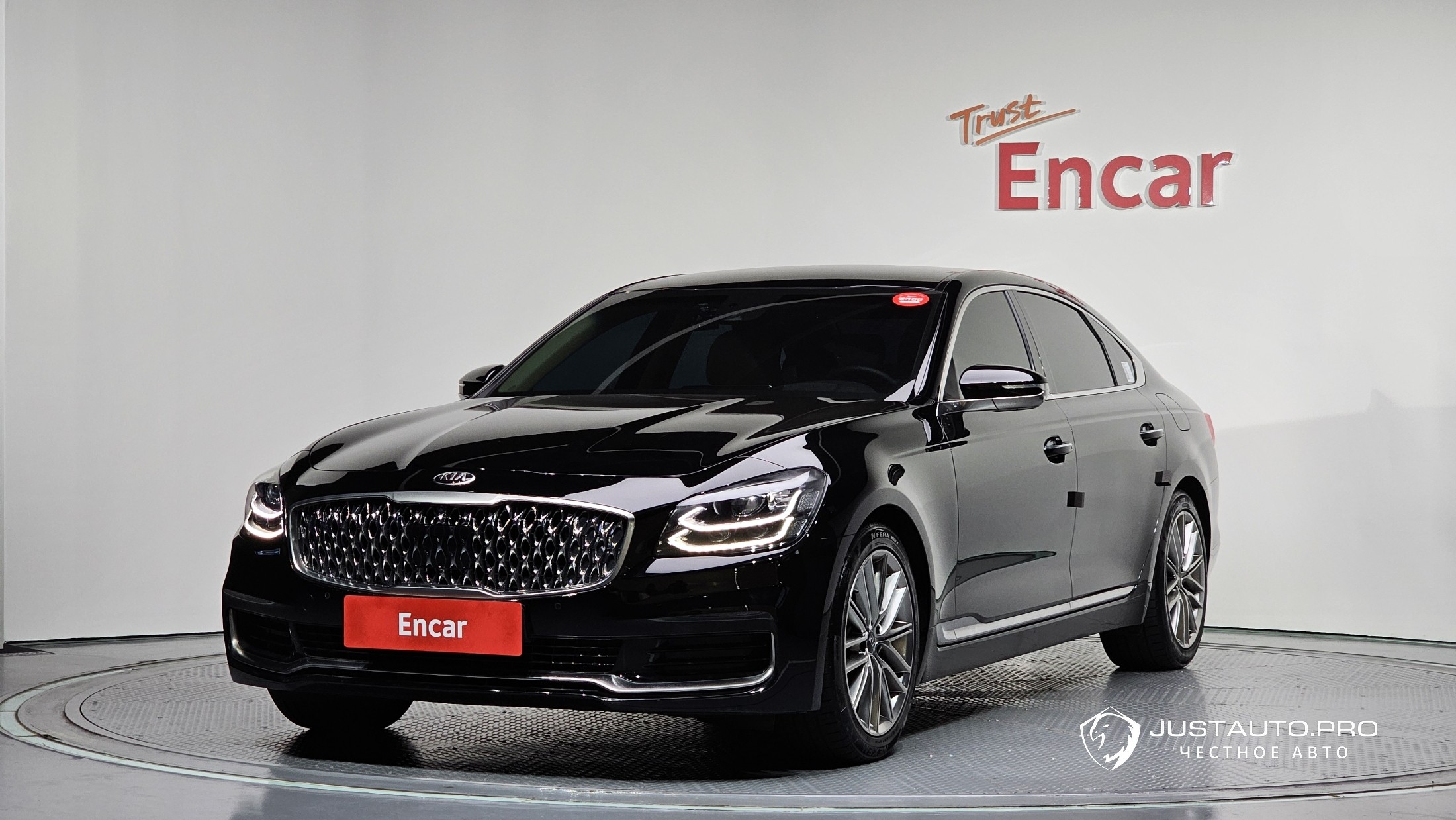 Автомобиль Kia K9