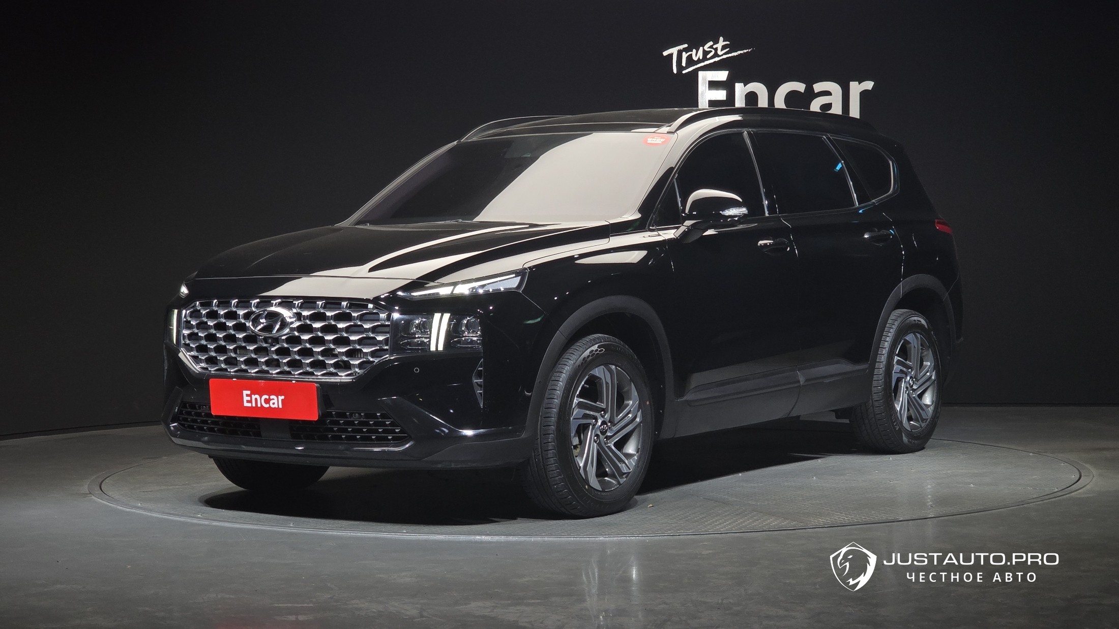 Автомобиль Hyundai Santafe