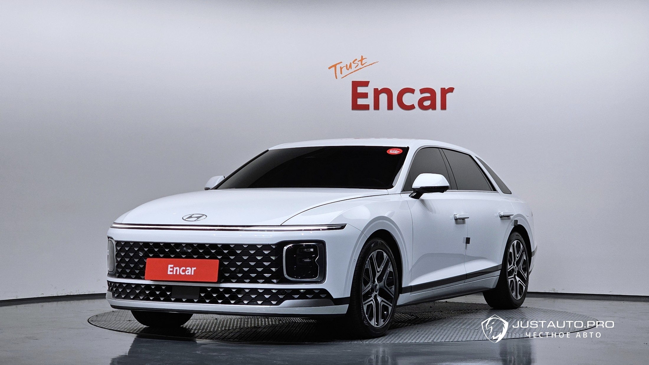 Автомобиль Hyundai Grandeur