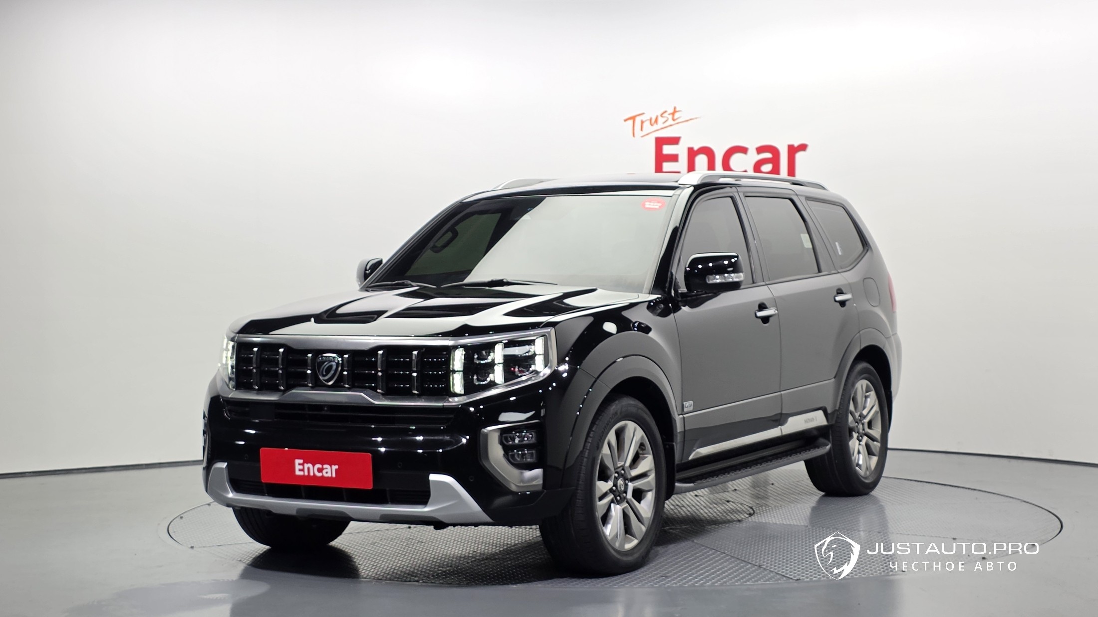 Автомобиль Kia Mohave