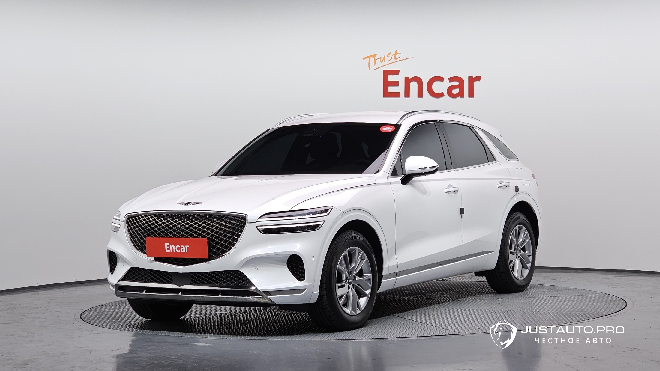 Автомобиль Genesis GV70