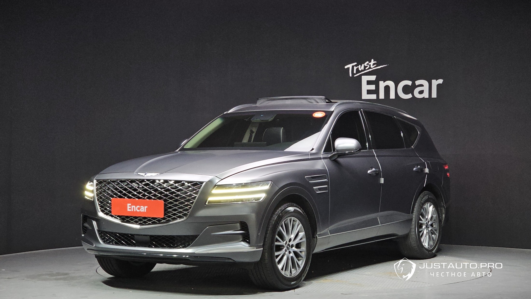 Автомобиль Genesis GV80