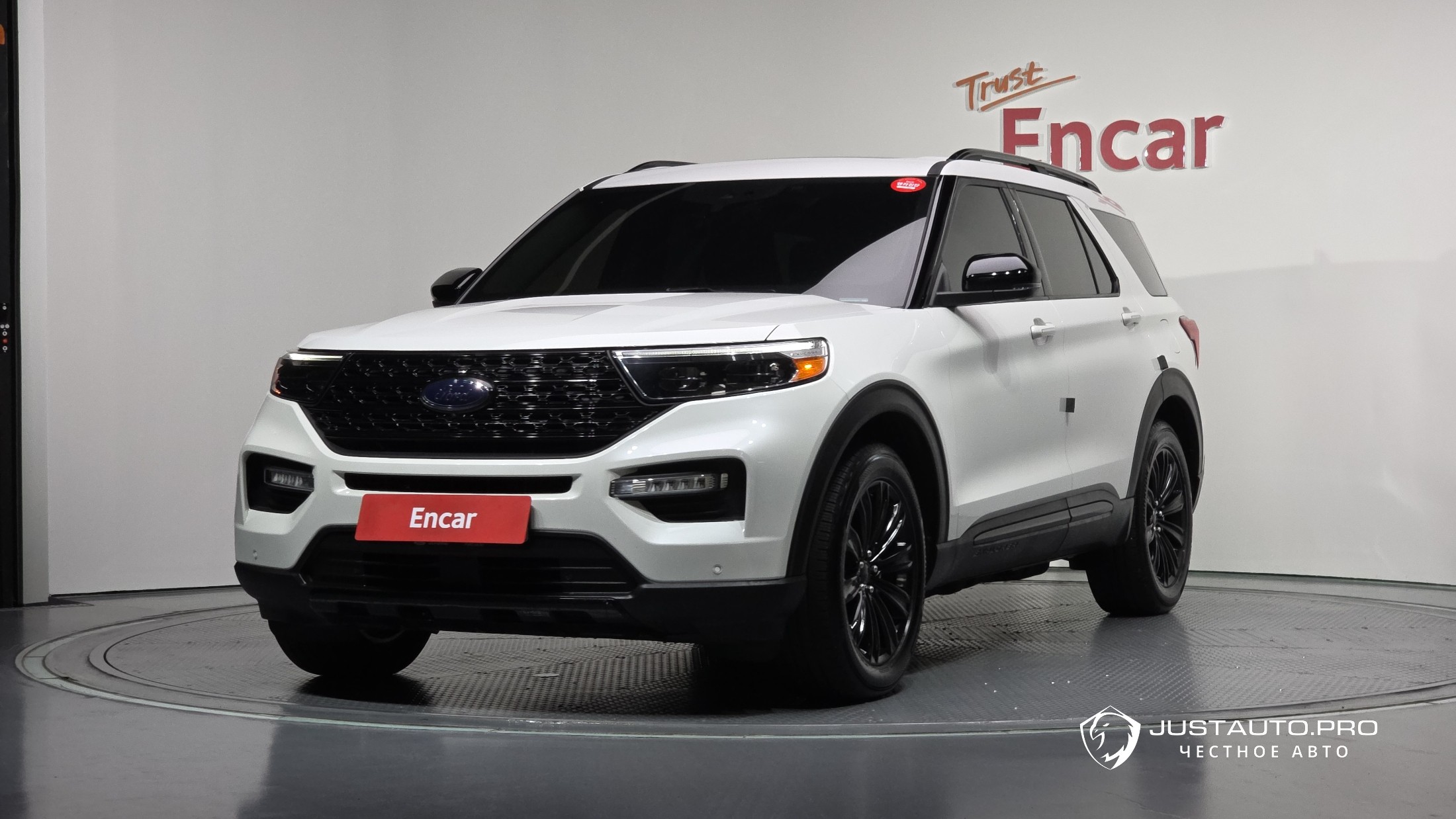 Автомобиль Ford Explorer