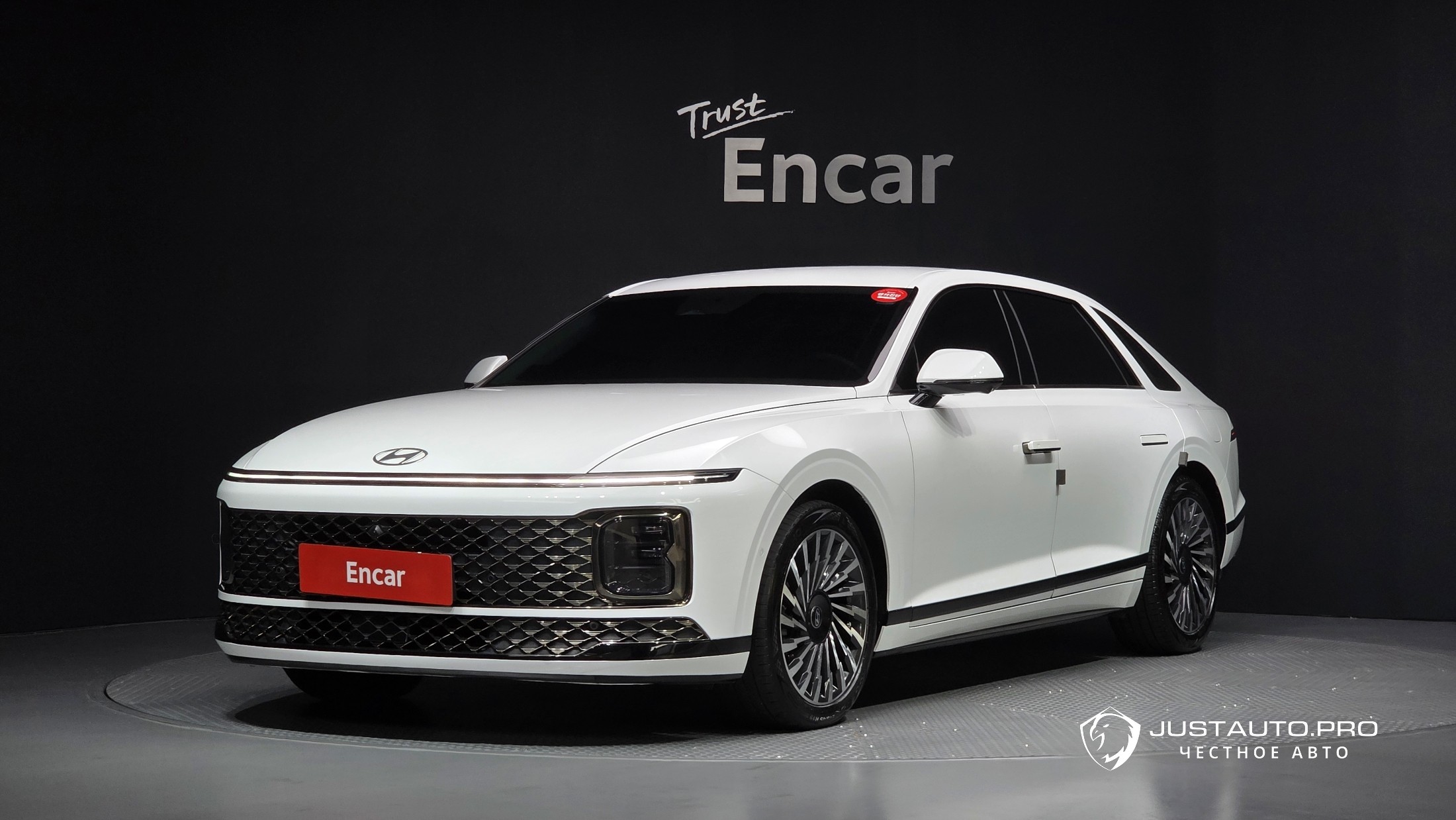 Автомобиль Hyundai Grandeur