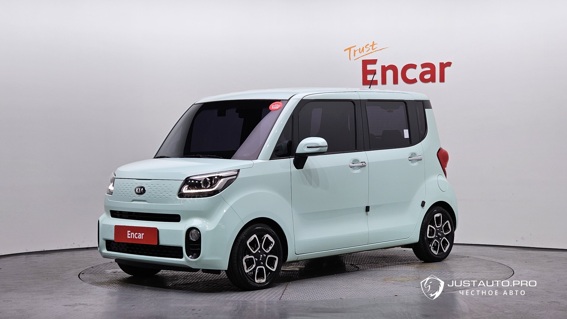 Автомобиль Kia RAY