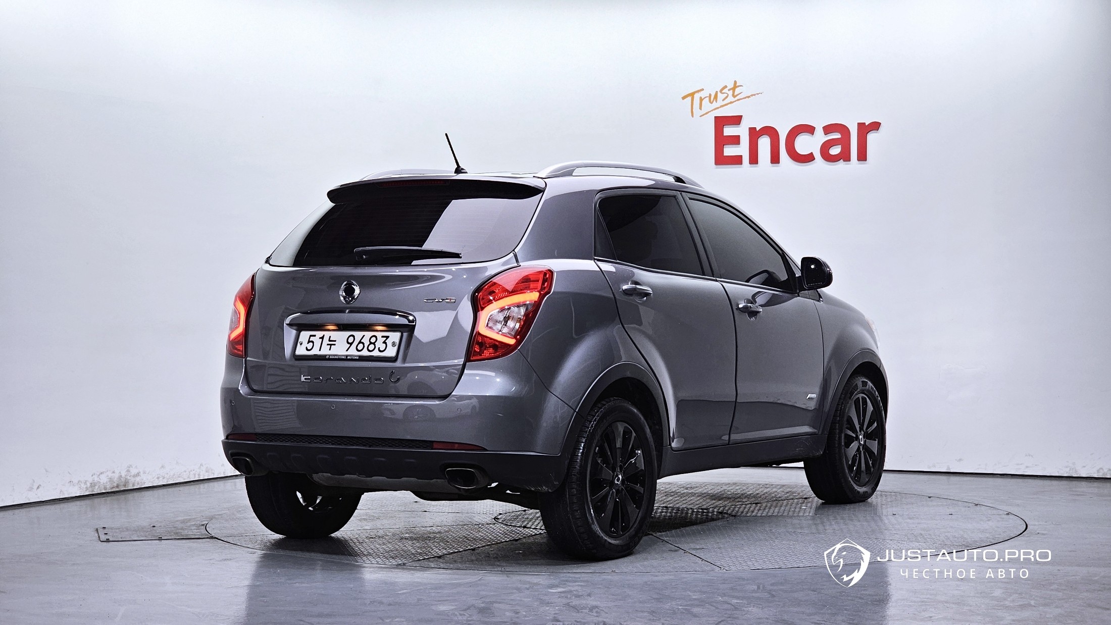 Автомобиль KG_Mobility_Ssangyong KORANDO