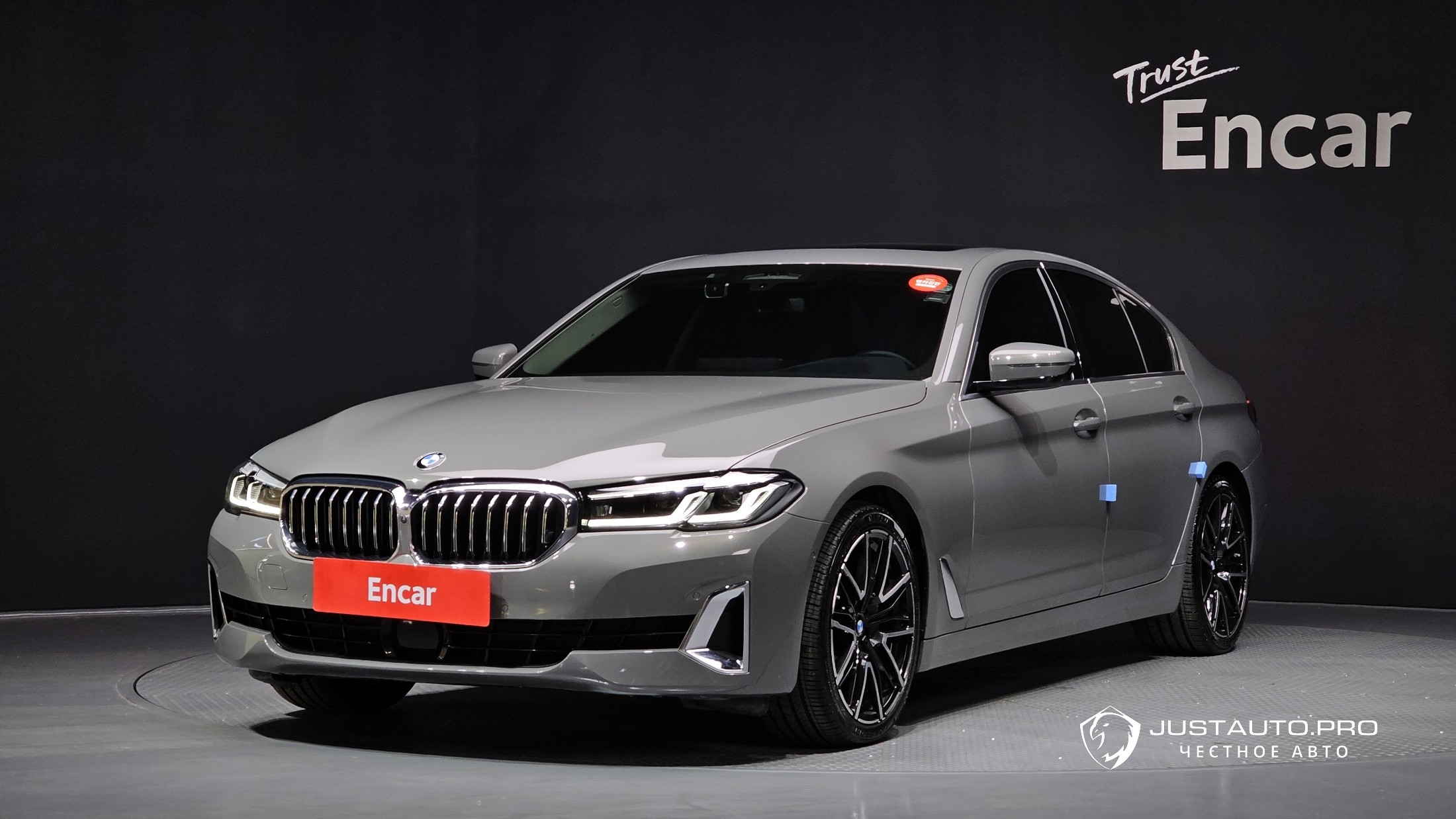 Автомобиль BMW 5-Series