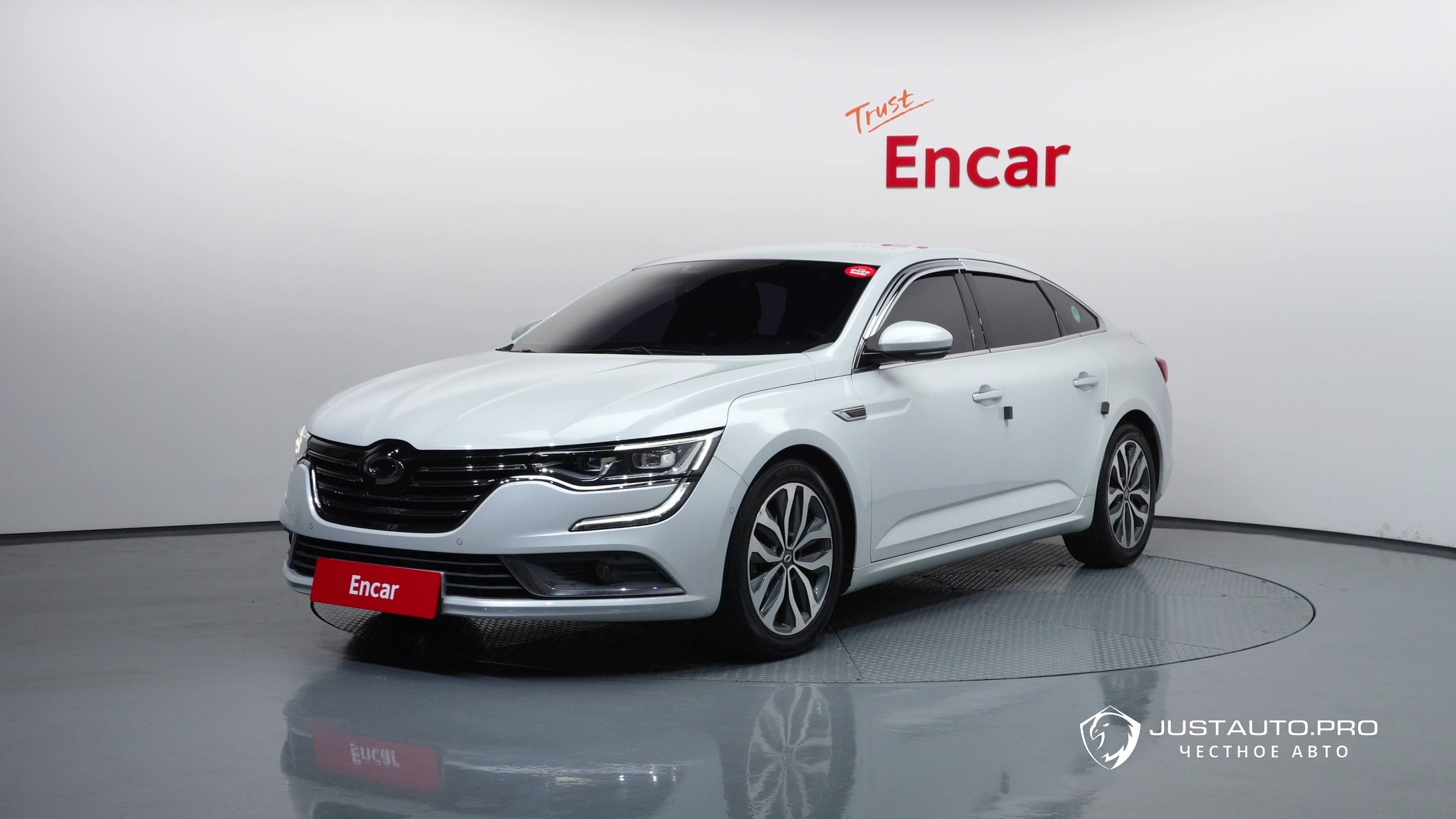 Автомобиль Renault-KoreaSamsung SM6