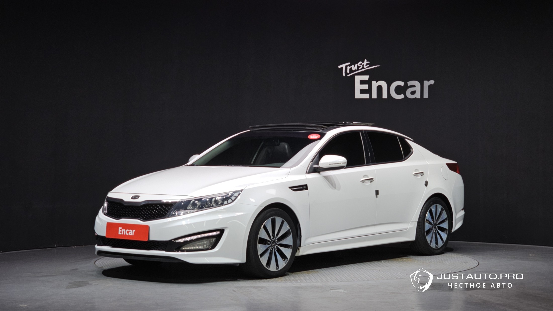 Автомобиль Kia K5