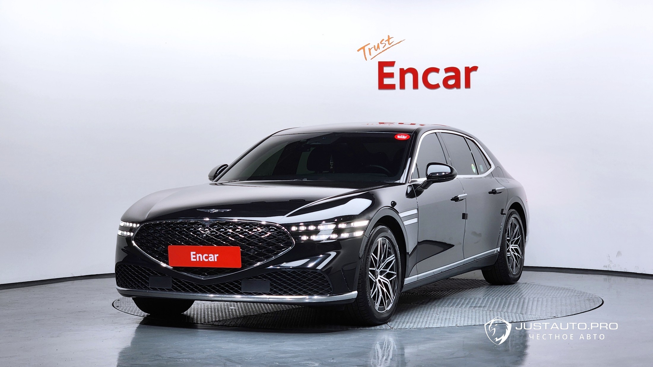 Автомобиль Genesis G90