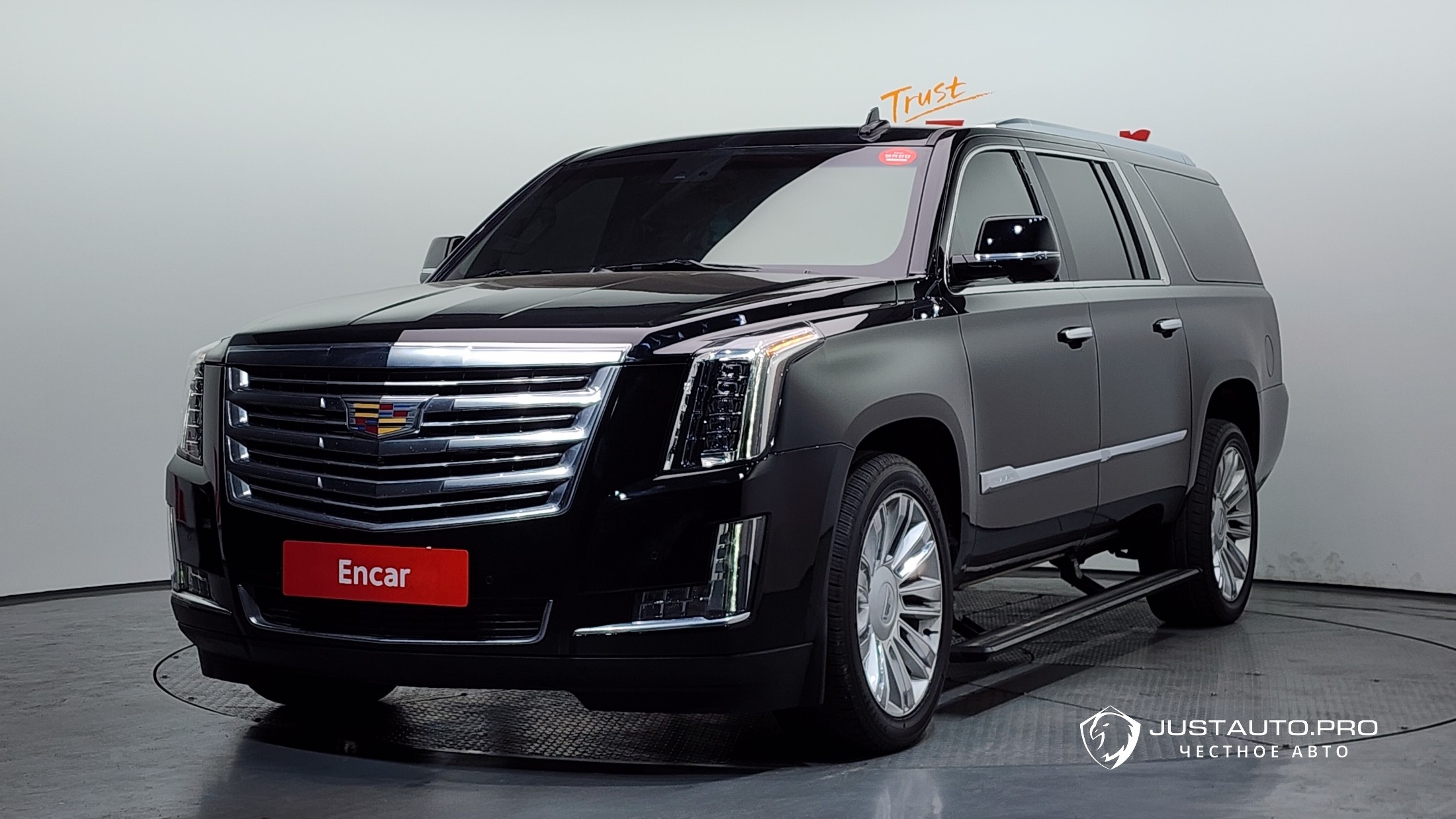 Автомобиль Cadillac Escalade