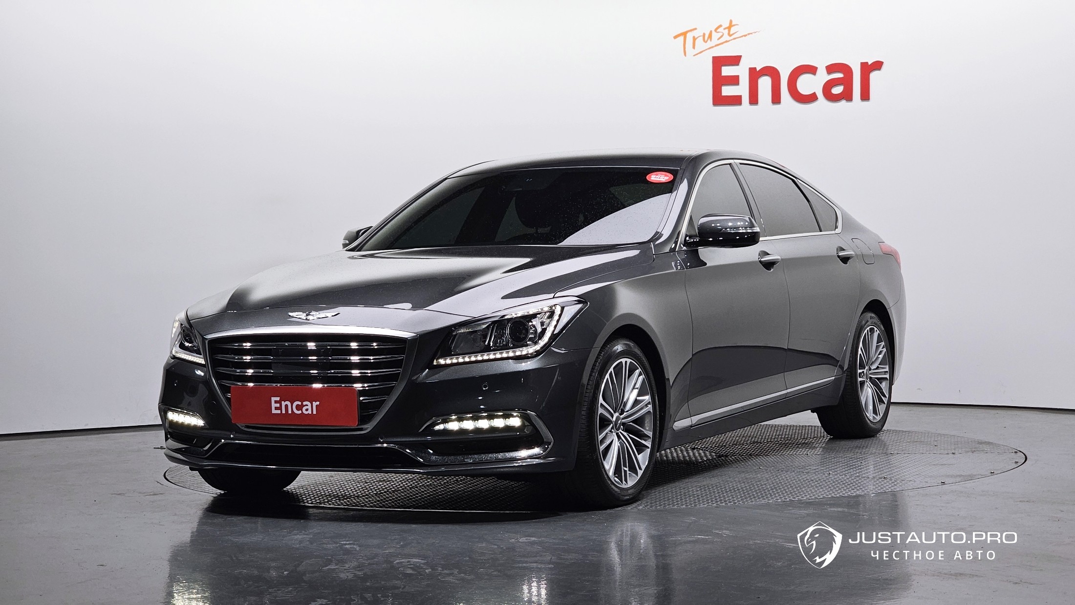 Автомобиль Genesis G80