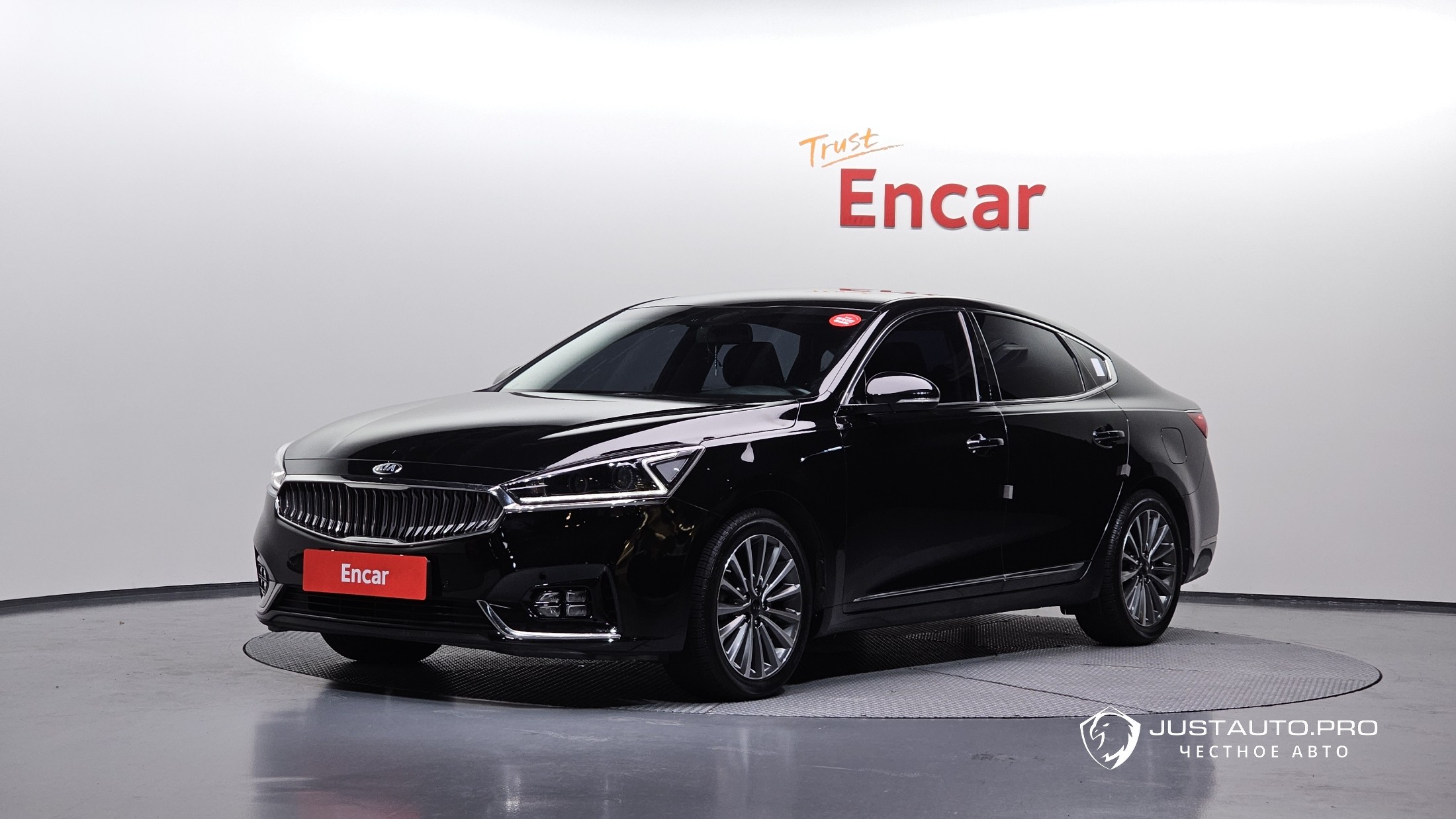 Автомобиль Kia K7