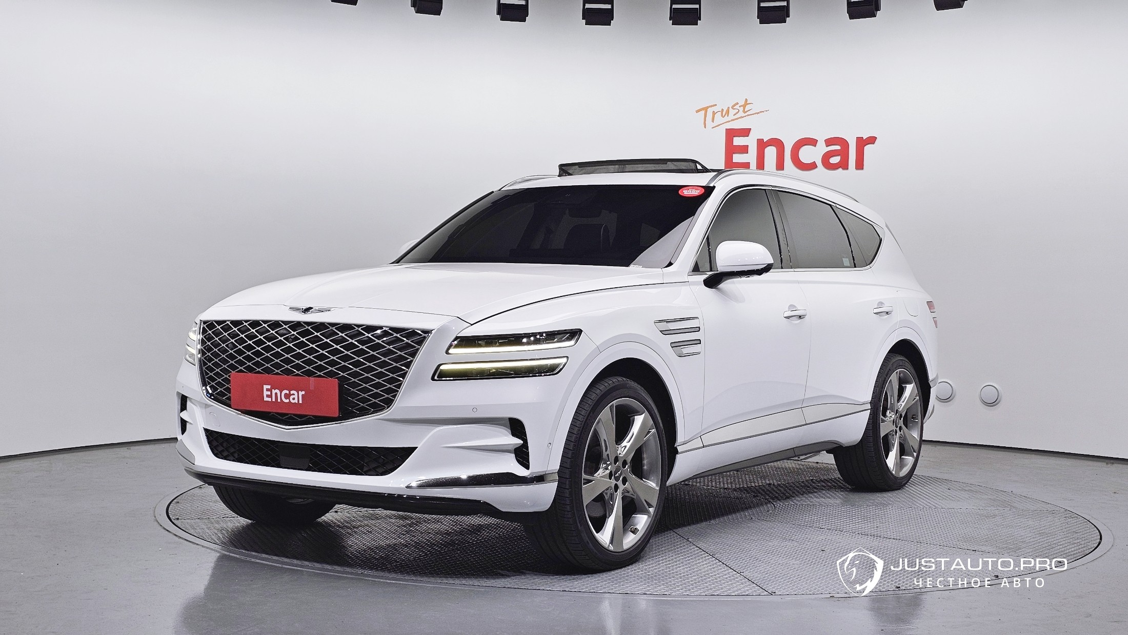 Автомобиль Genesis GV80