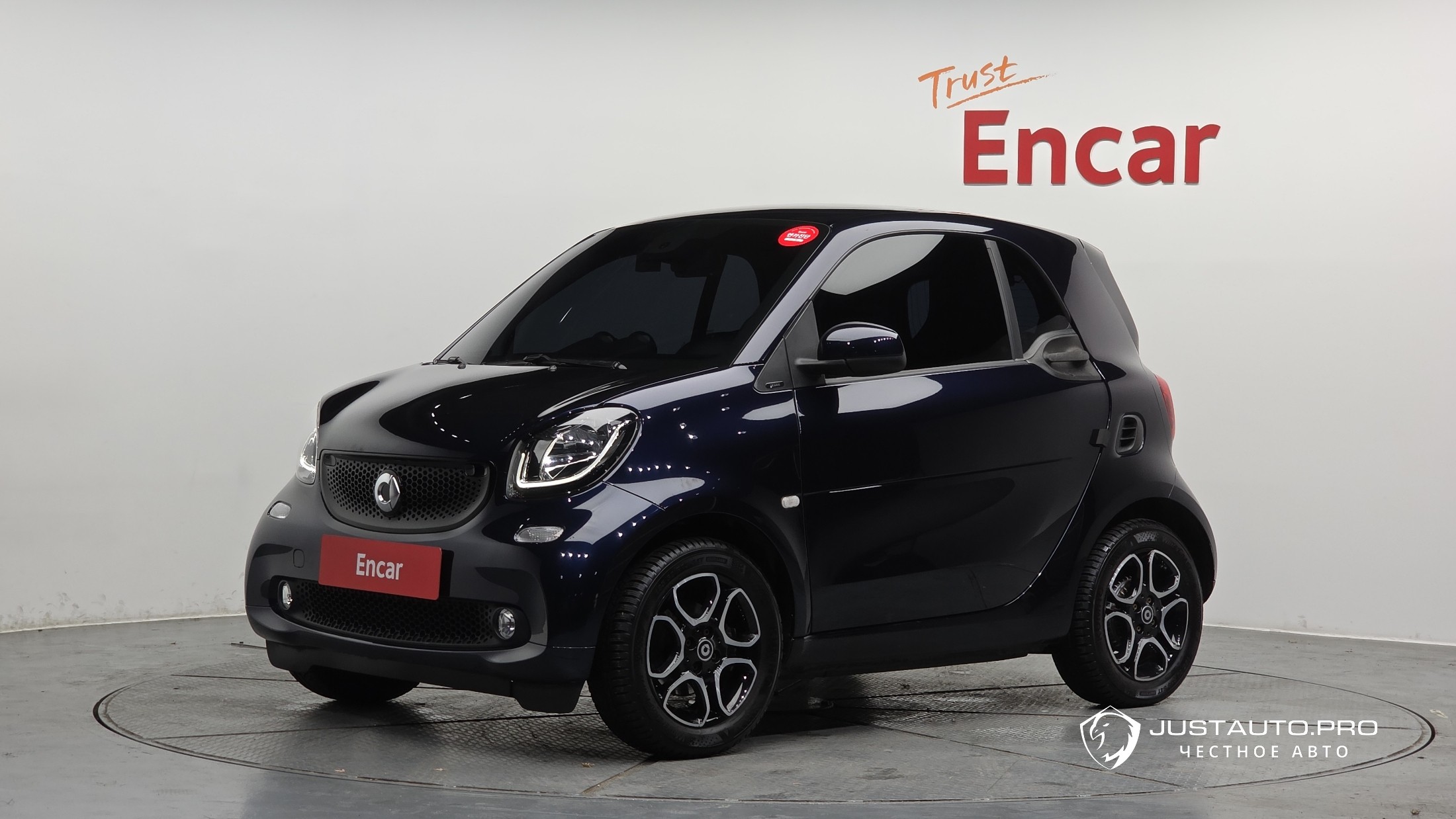 Автомобиль Smart Fortwo