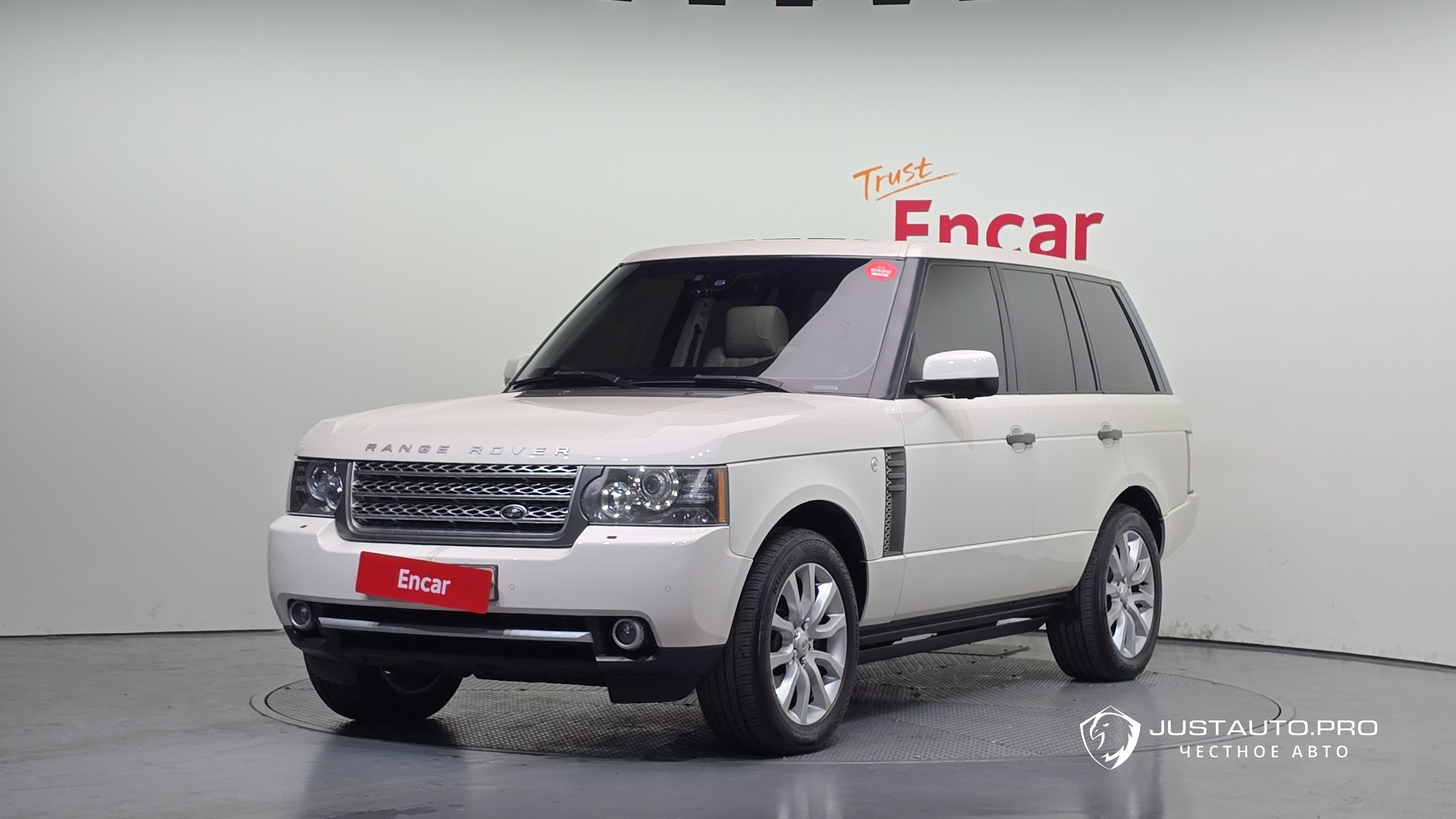 Автомобиль Land Rover Range Rover