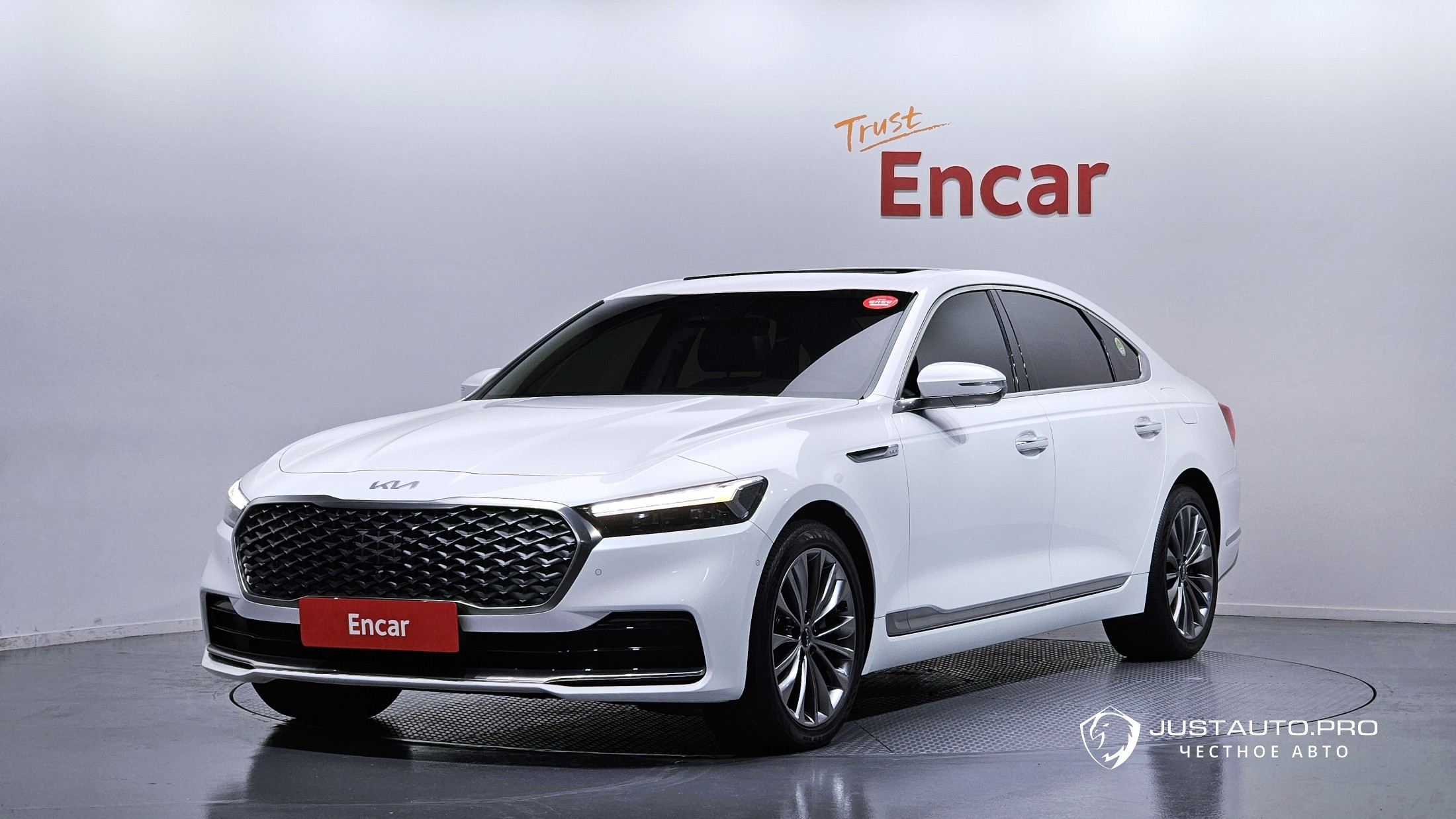 Автомобиль Kia K9