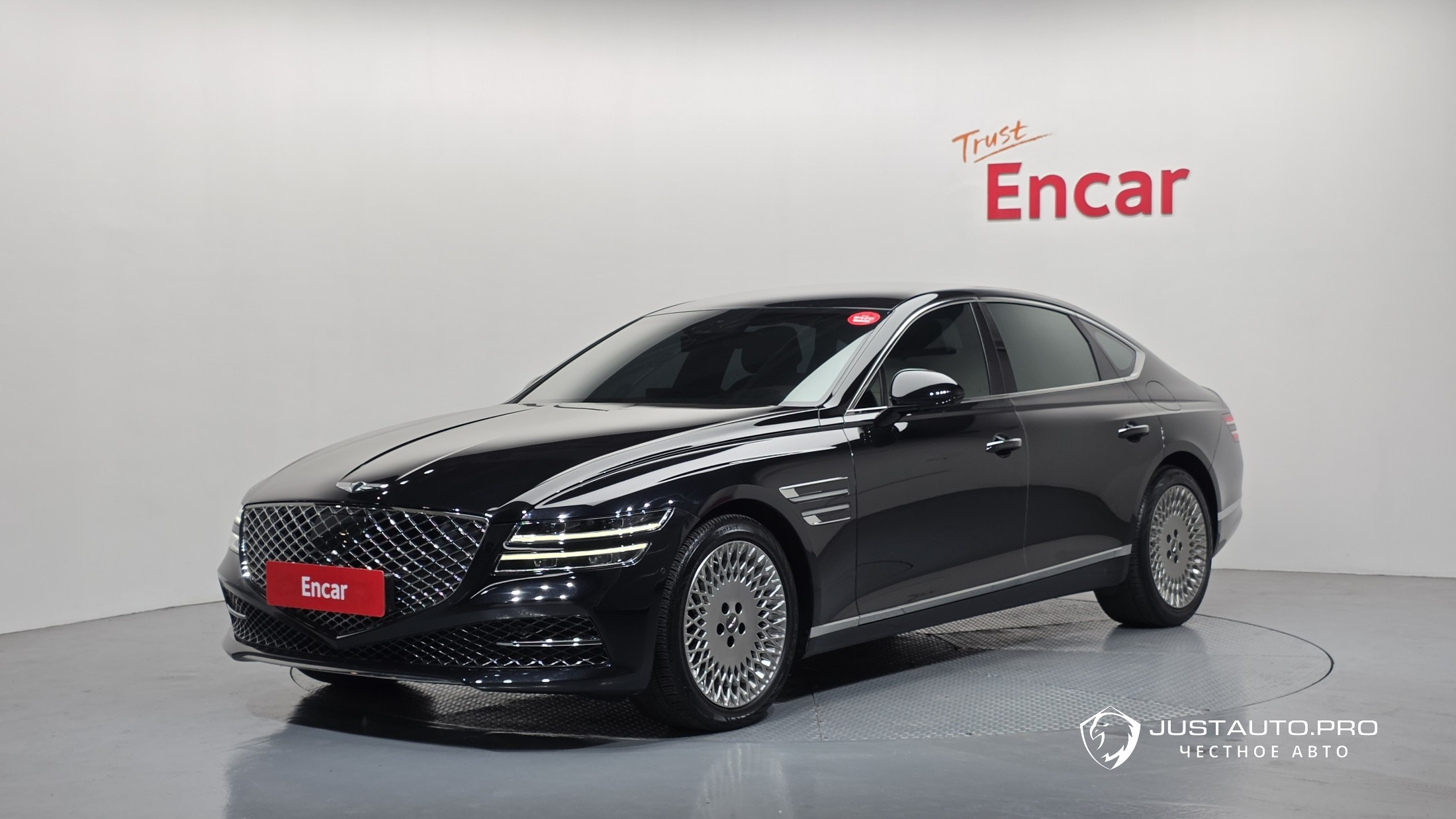 Автомобиль Genesis G80