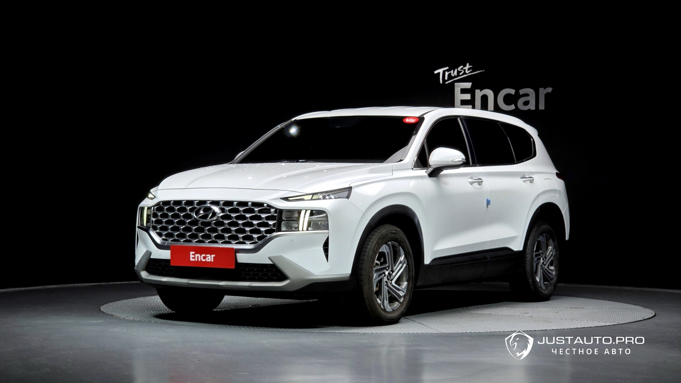 Автомобиль Hyundai Santafe