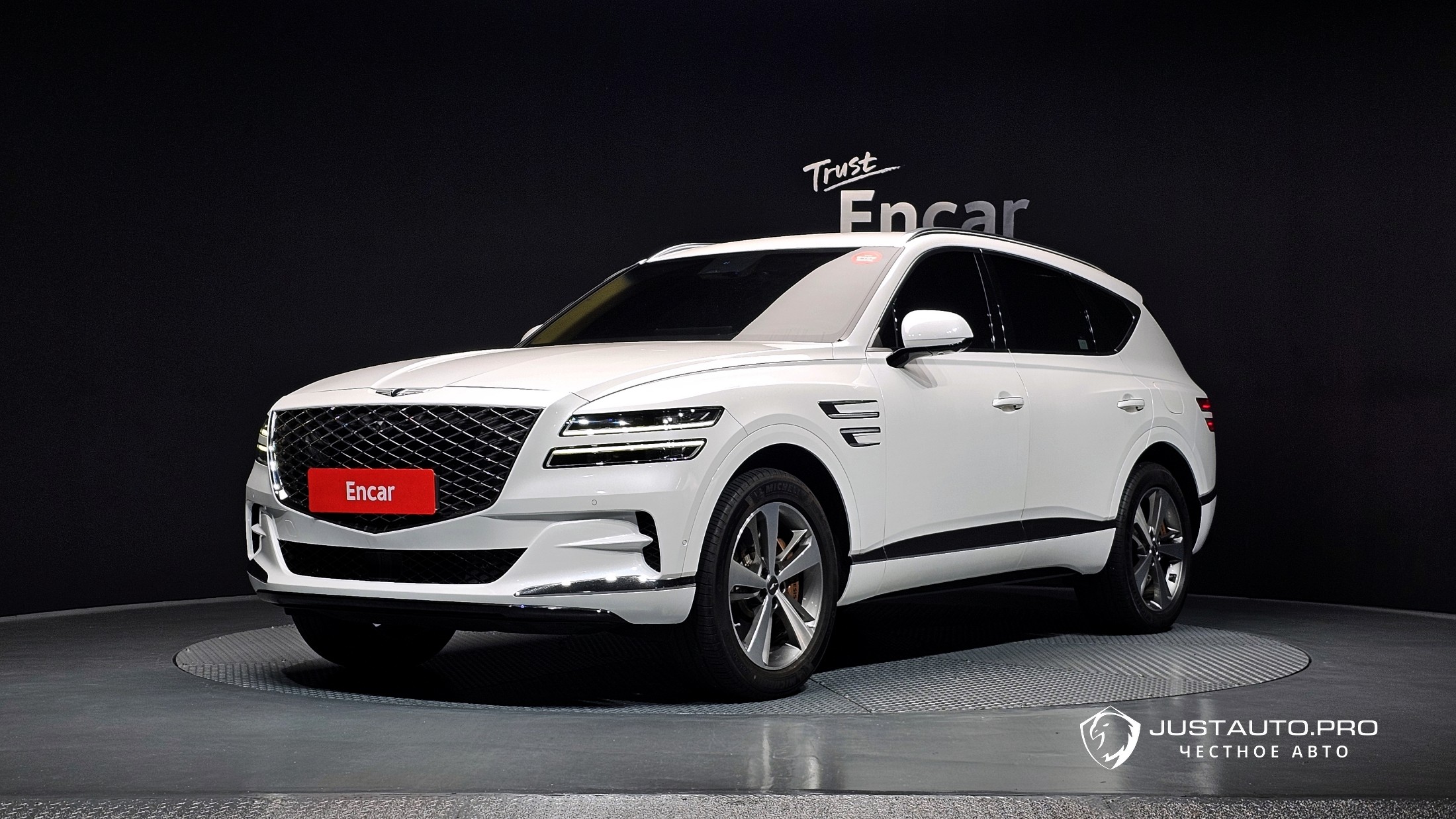 Автомобиль Genesis GV80