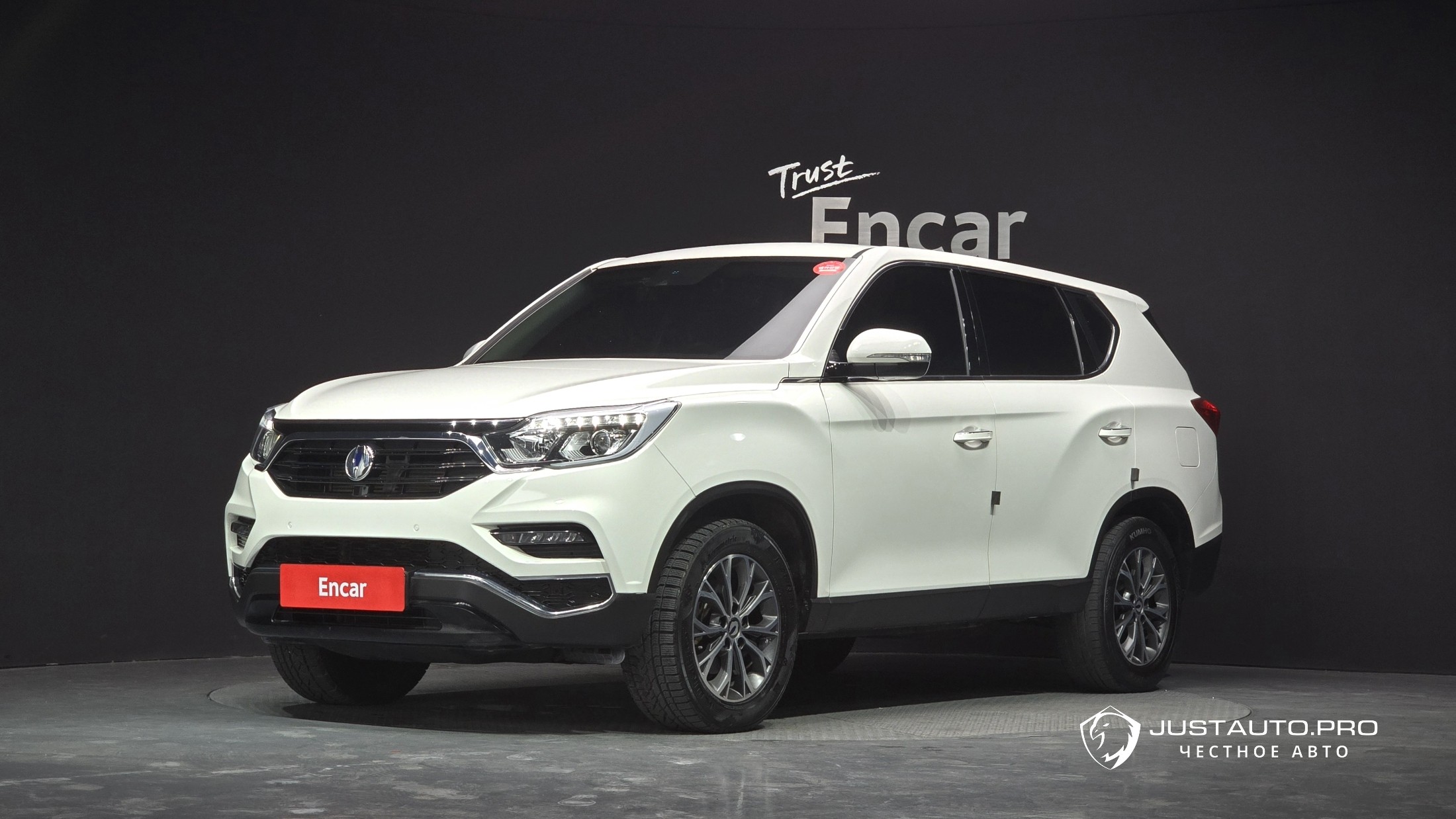Автомобиль KG_Mobility_Ssangyong Rexton