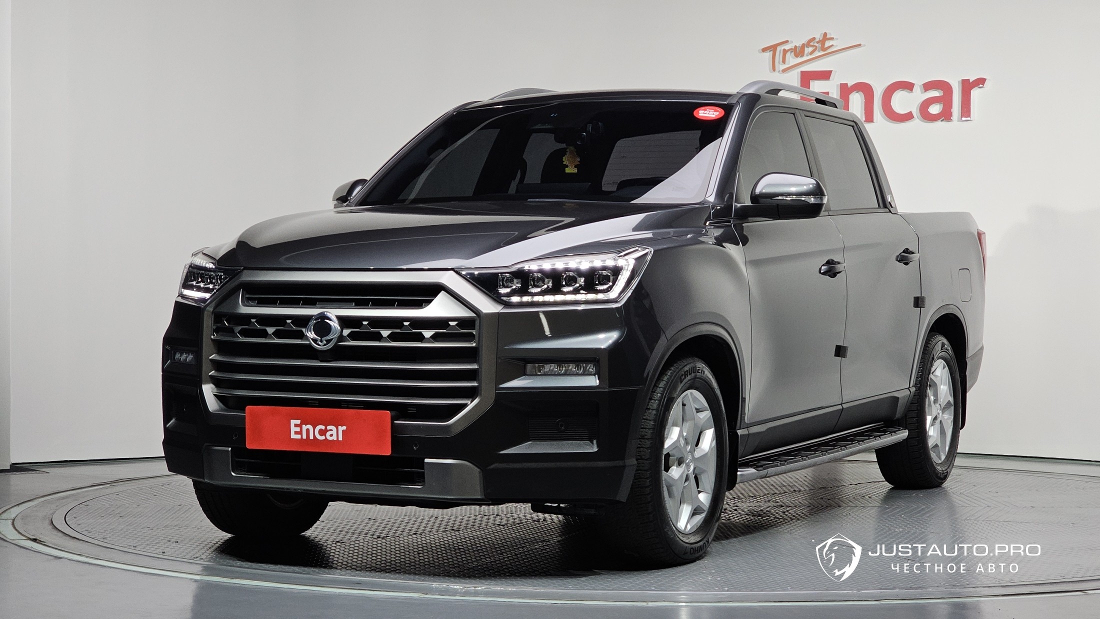 Автомобиль KG_Mobility_Ssangyong Rexton