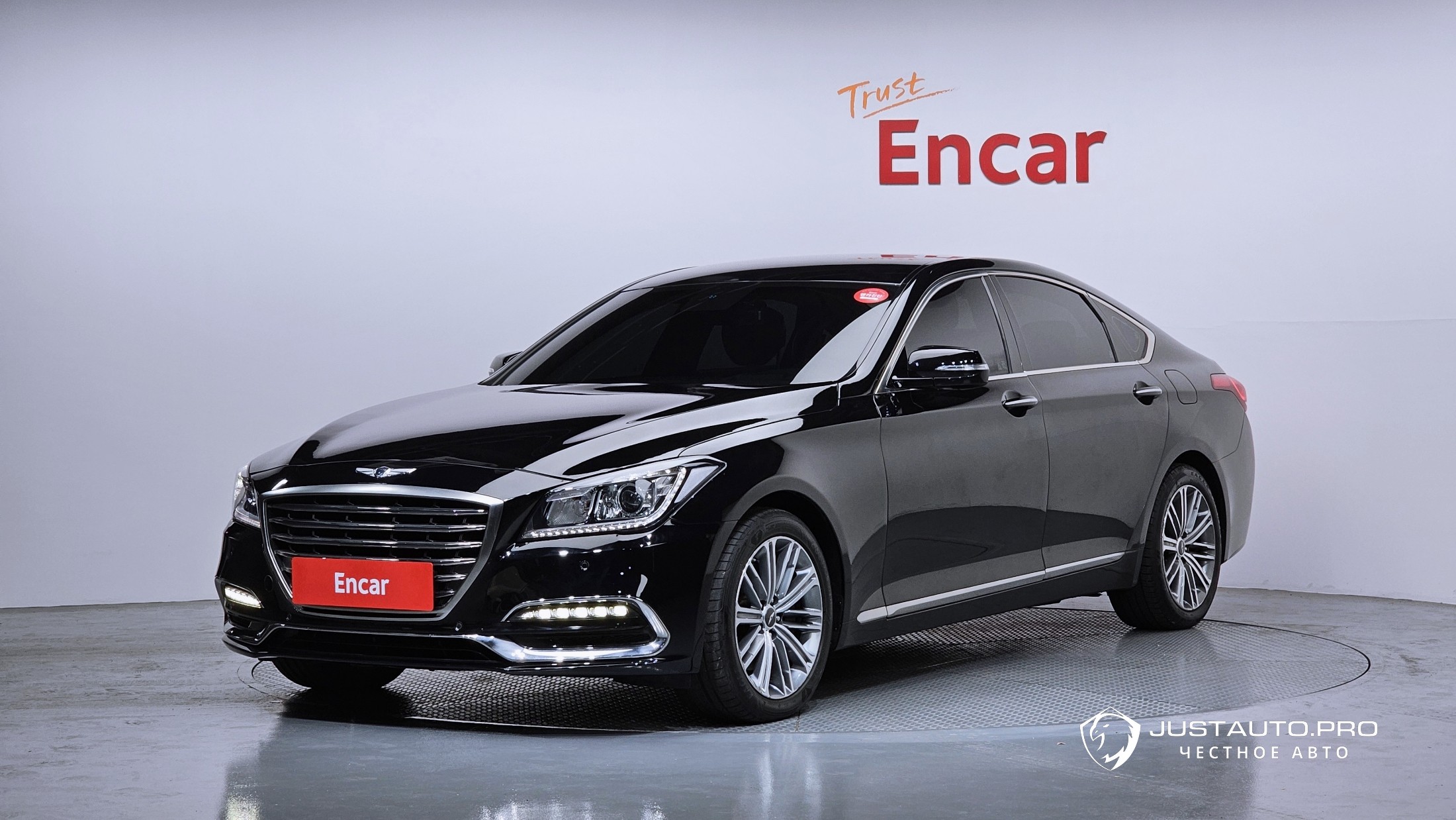 Автомобиль Genesis G80