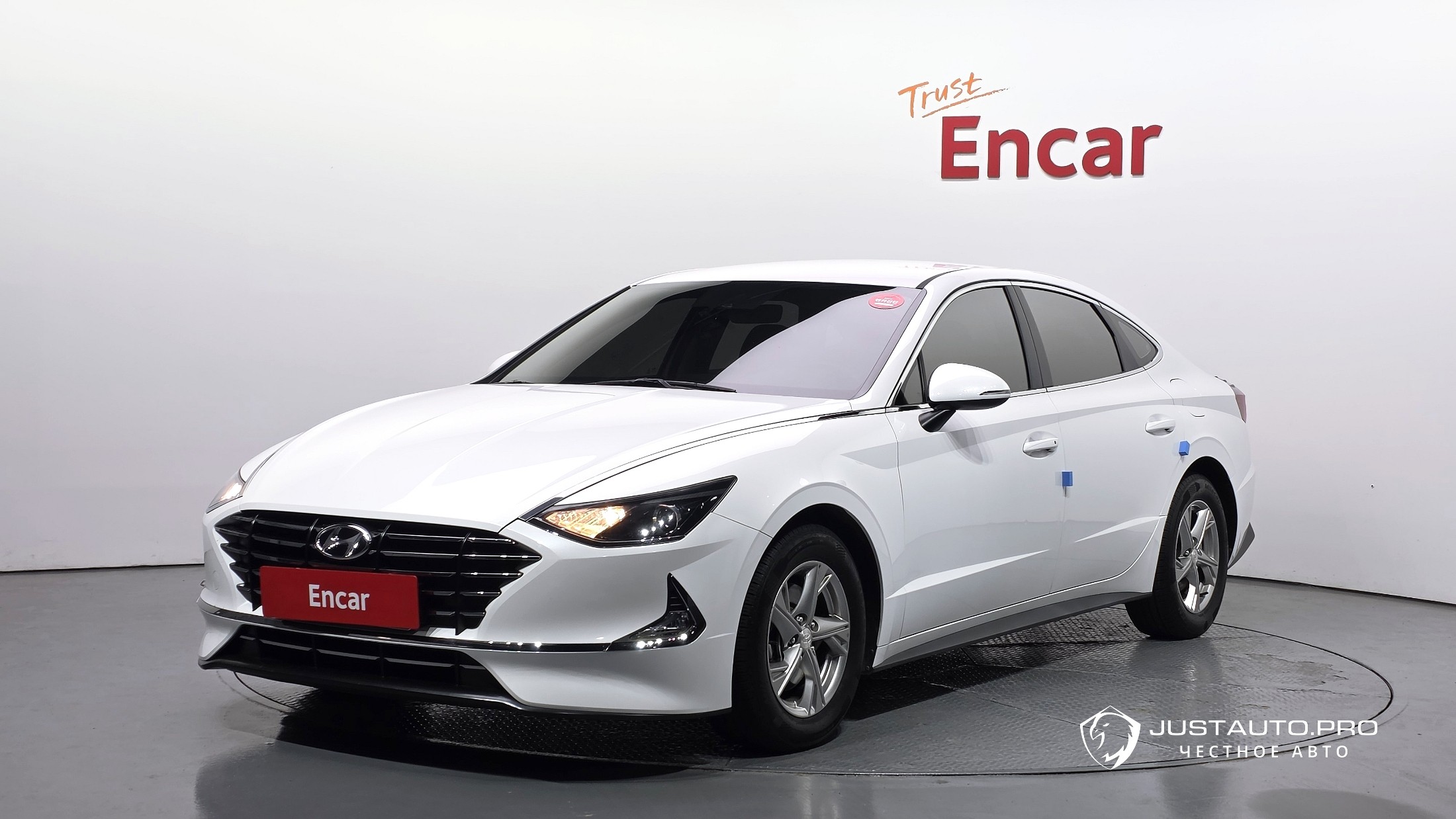 Автомобиль Hyundai Sonata