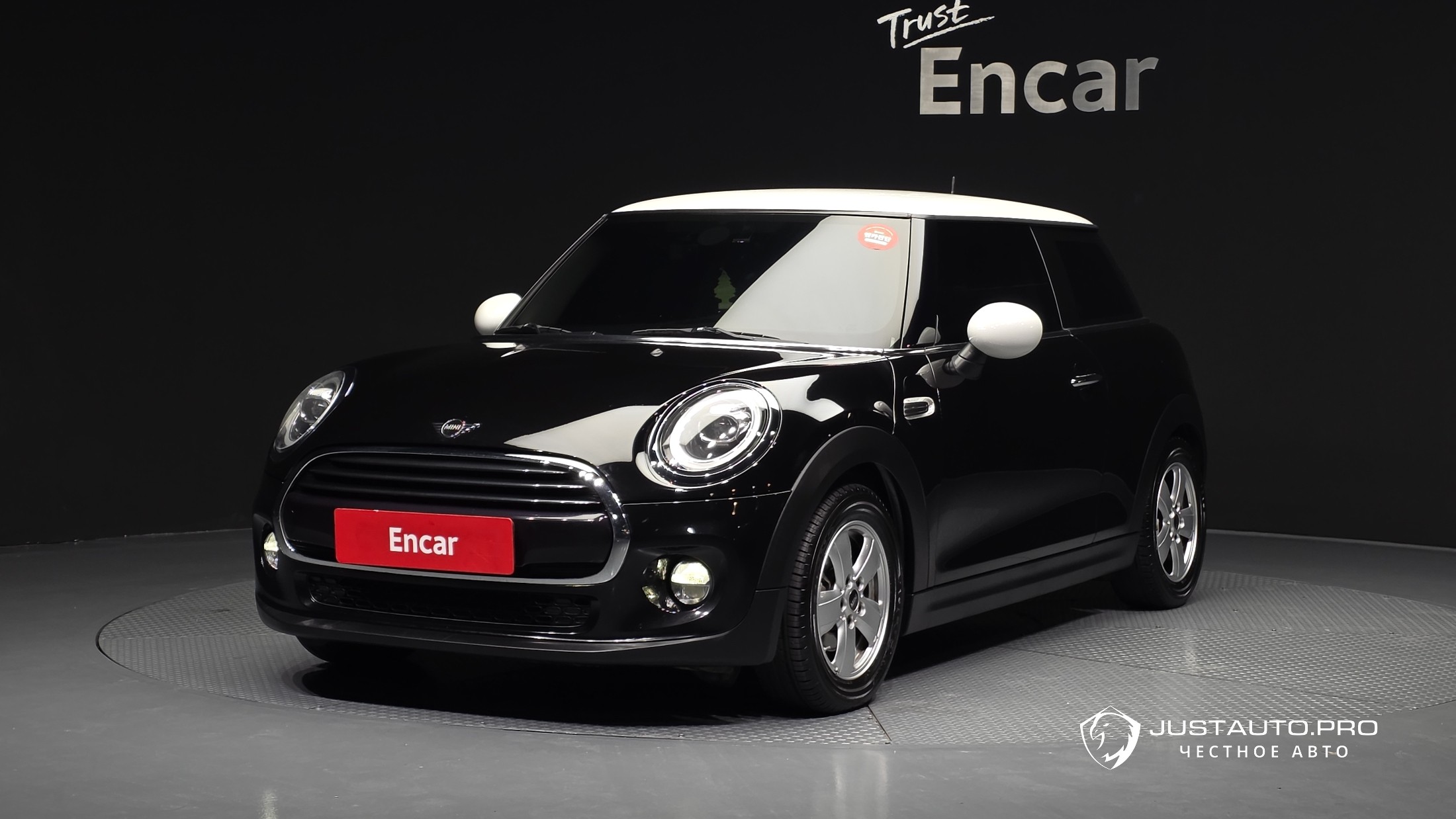 Автомобиль Mini Cooper