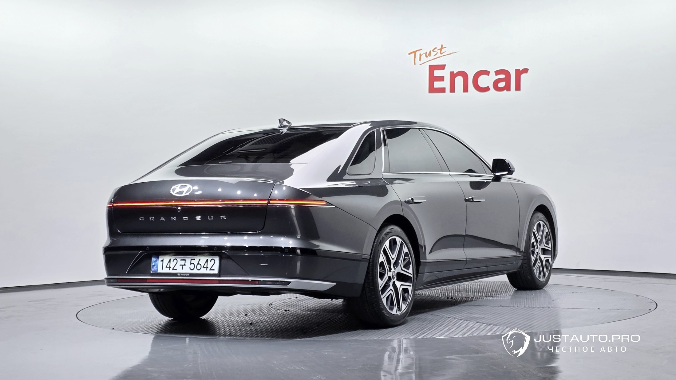 Автомобиль Hyundai Grandeur