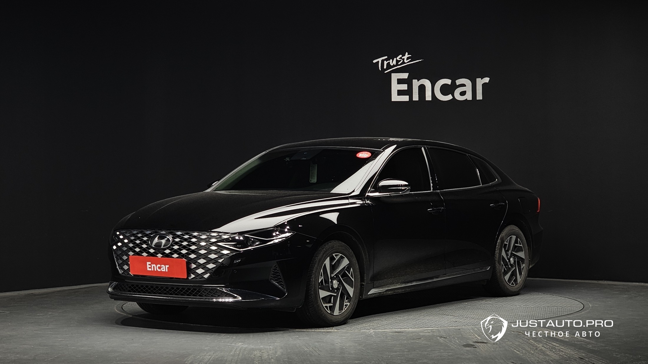 Автомобиль Hyundai Grandeur