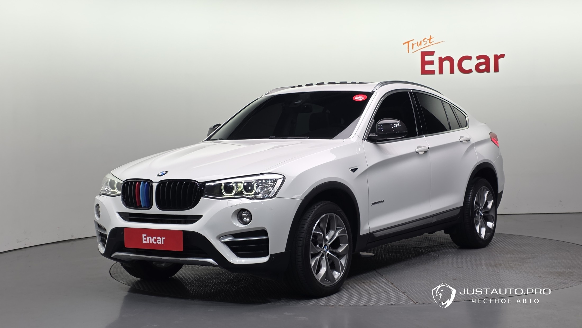 Автомобиль BMW X4